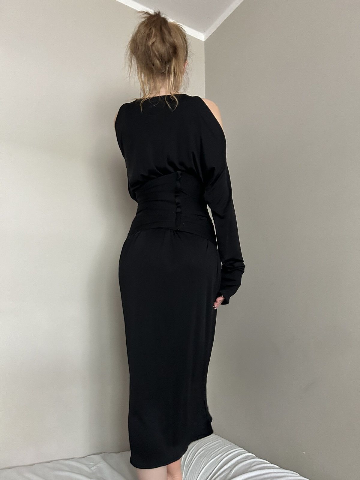 Yves Saint Laurent SS01 Vintage Tom Ford for YSL Runway Dress with Bondage Belt Size M / US 6-8 / IT 42-44 - 15 Thumbnail