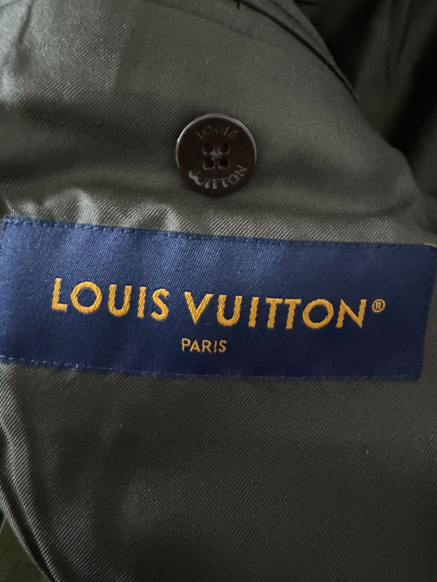 Louis Vuitton Louis Vuitton Faye Dong Plaid Jacket Nextarrow-2501 Size US M / EU 48-50 / 2 - 3 Thumbnail