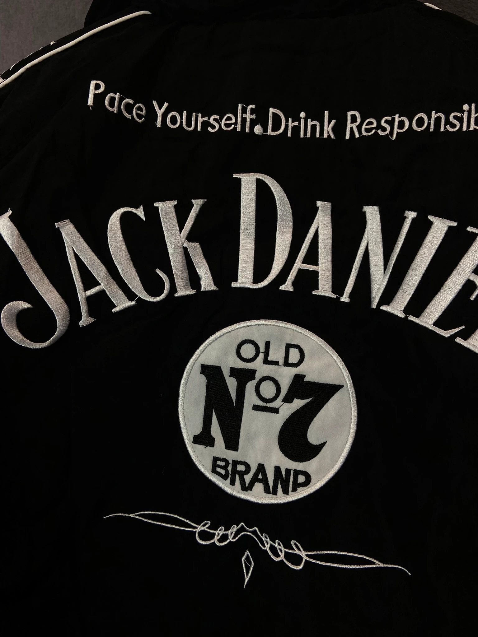 Vintage Vintage Jack Daniel’s Black Jacket Size XL Size US XL / EU 56 / 4 - 7 Thumbnail