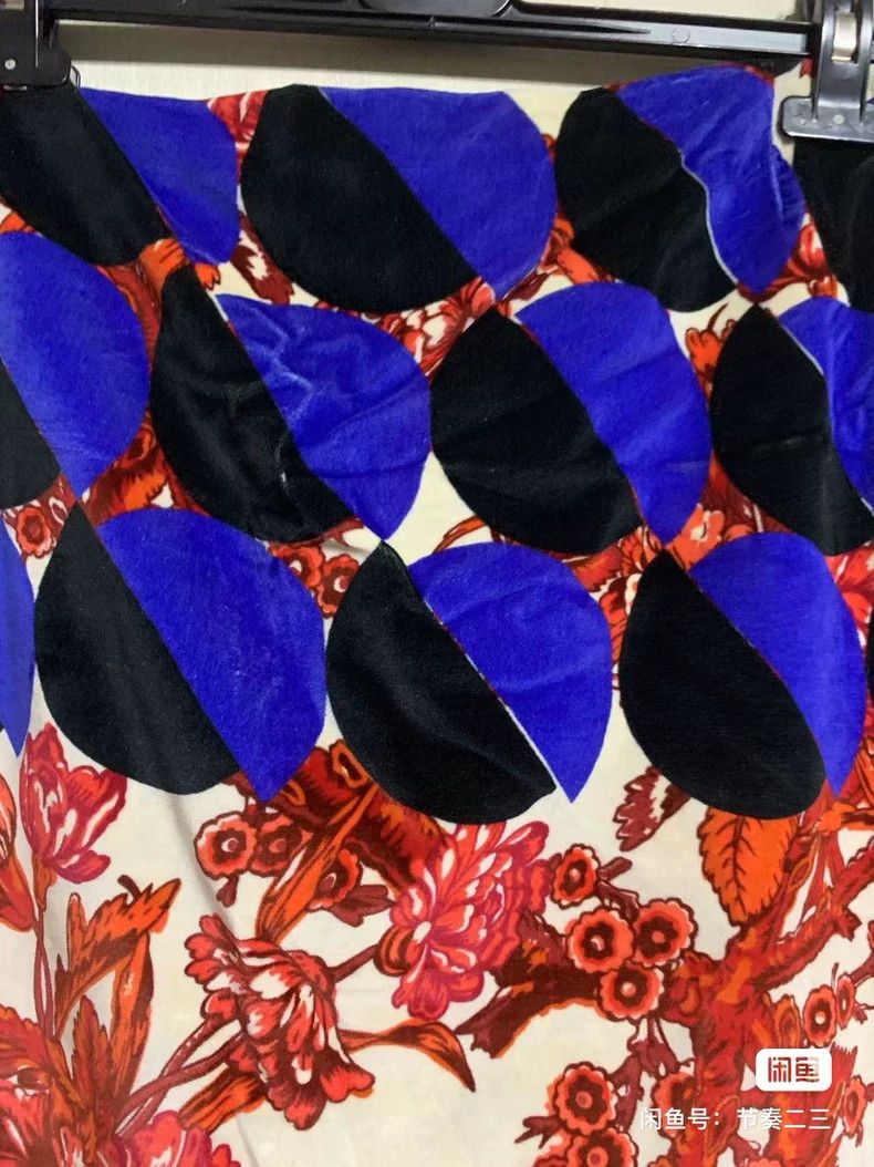 Dries Van Noten Dries Van Noten size:38 Red and blue velvet printed half s Size 27" / US 4 / IT 40 - 3 Thumbnail