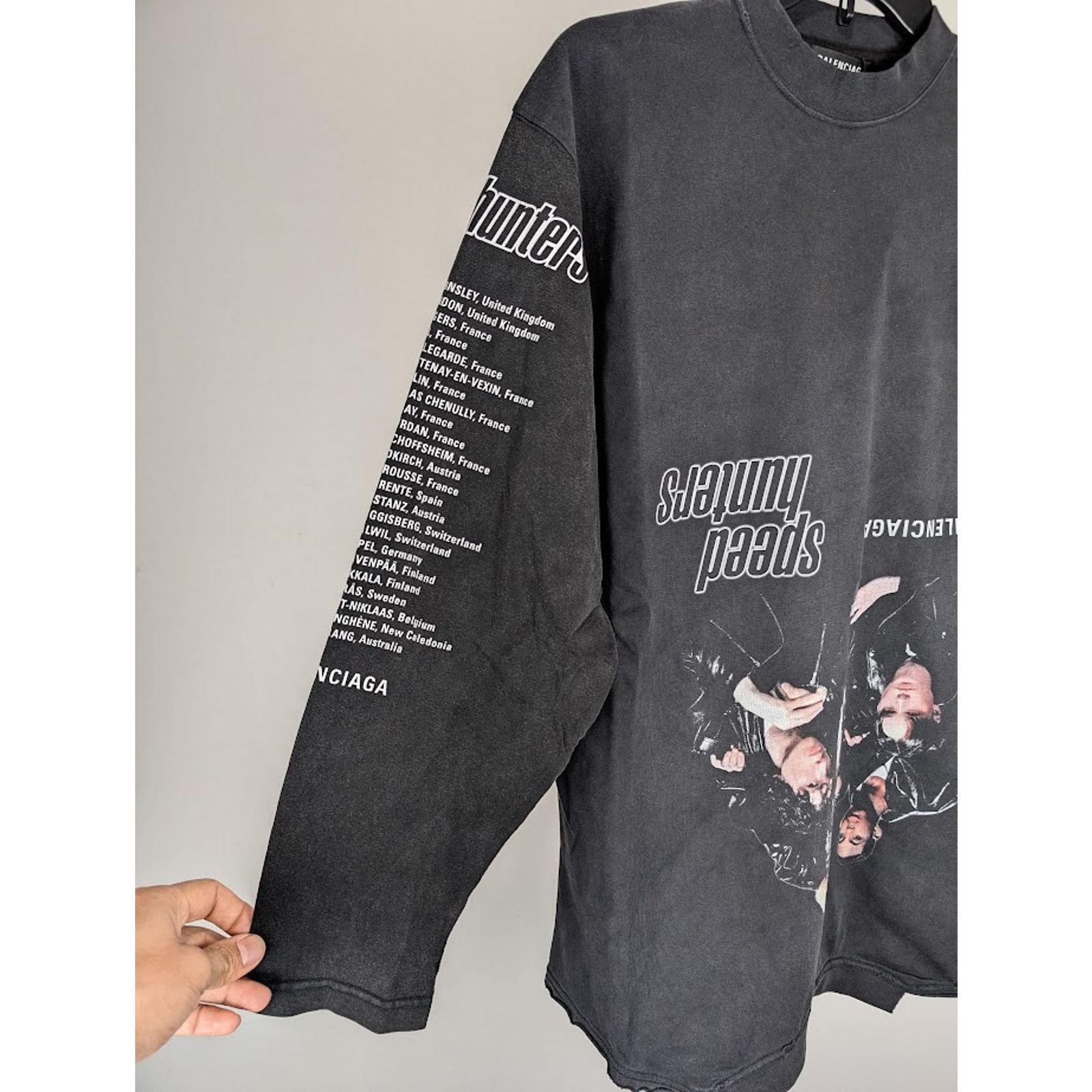 Balenciaga o1rshd1 Speed Hunter Long Sleeve T-Shirt in Black Size US L / EU 52-54 / 3 - 8 Thumbnail
