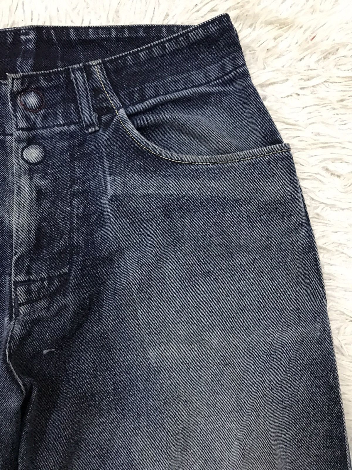 Levi's Vintage Clothing Vintage Levis N3BP Rubber Print Distressed Denim Jeans Size US 32 / EU 48 - 6 Thumbnail