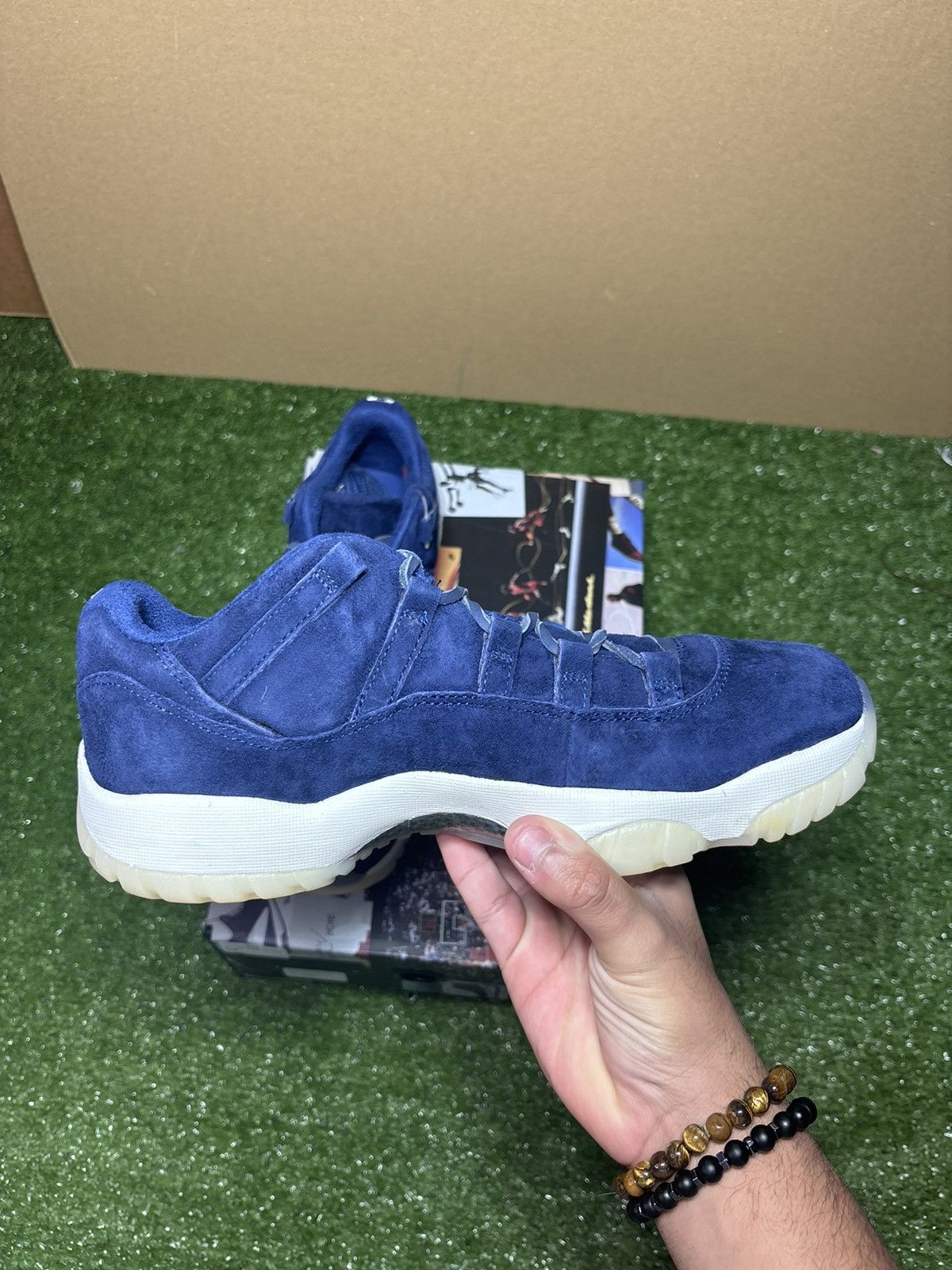Jordan Brand Jordan 11 low Derek Jeter RE2PECT Size US 9 / EU 42 - 3 Thumbnail