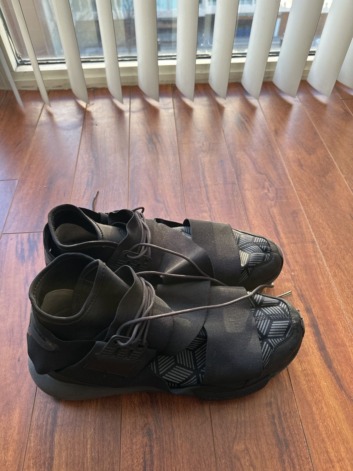 Yohji Yamamoto Y3 Qasa High Triple Black Art Sneakers Size US 11 / EU 44 - 6 Thumbnail