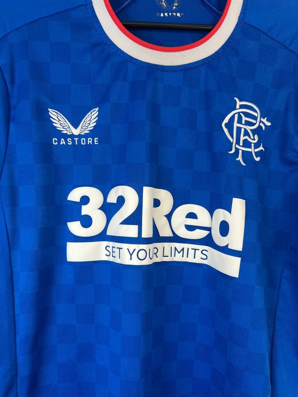 Castore Rangers Home football shirt 2022/2023 Jersey Soccer Size US M / EU 48-50 / 2 - 2 Thumbnail