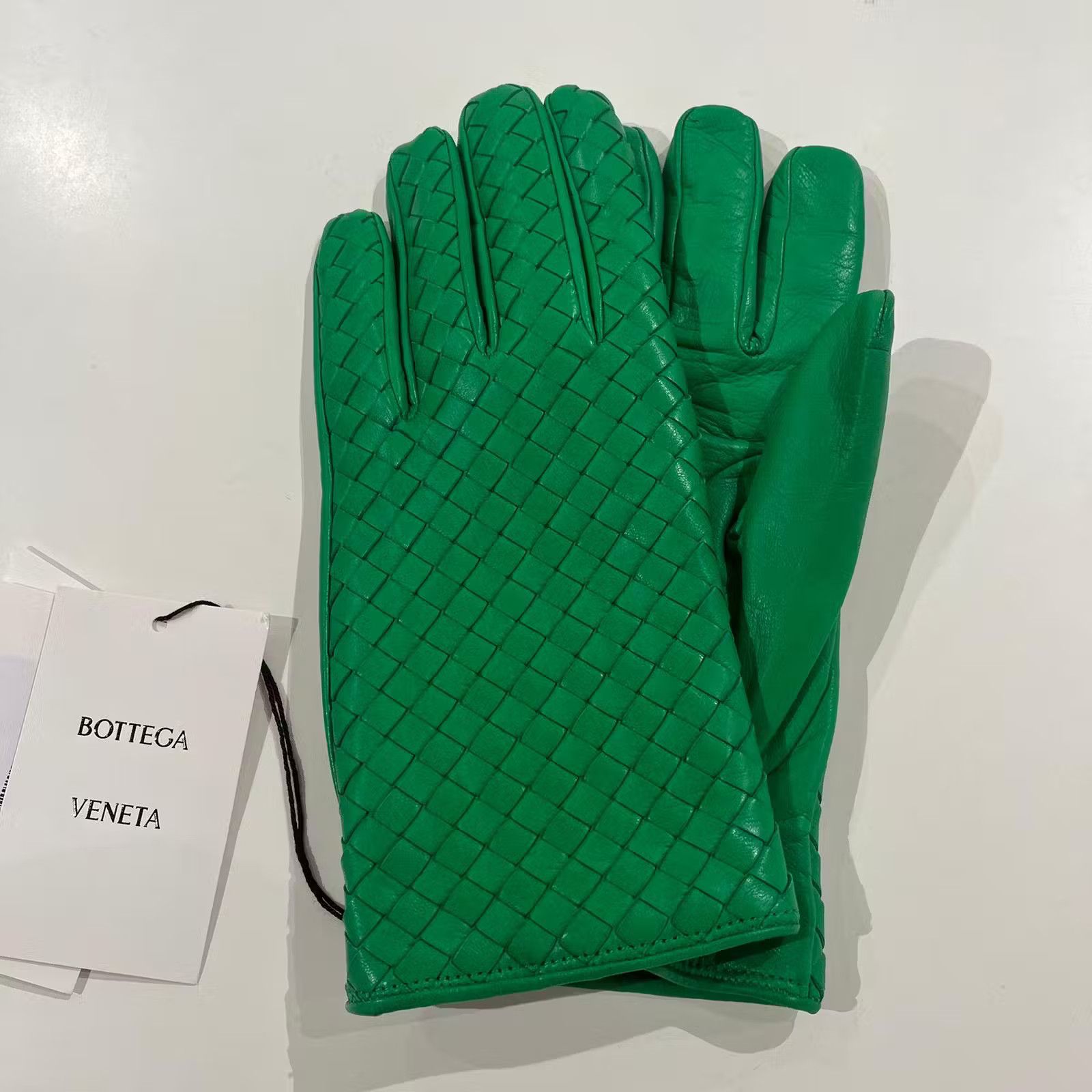 Bottega Veneta Bottega Veneta intrecciato Leather Gloves in Green Size:9.5 Size ONE SIZE - 6 Thumbnail