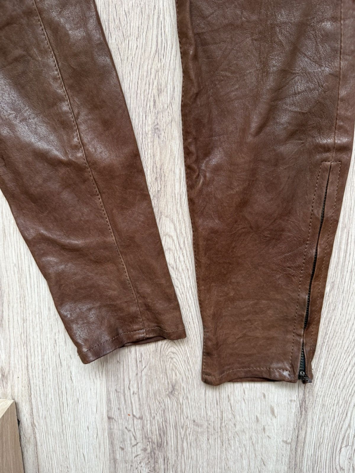 J Brand J Brand Brown Stretch Lamb Leather Zip Pants Size 25 Size 25" / US 0 / IT 36 - 9 Thumbnail