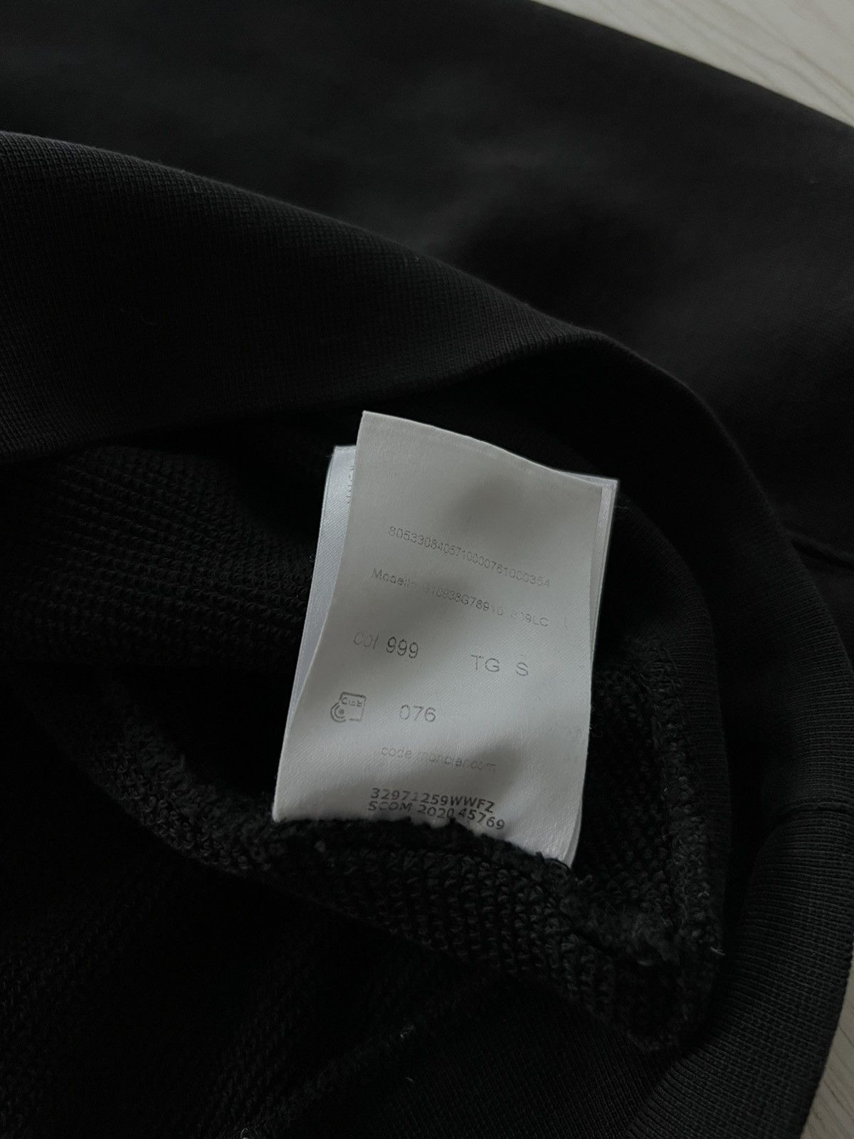 Moncler MONCLER Black Hoodie Same But Different Big Logo Patch Size US S / EU 44-46 / 1 - 20 Thumbnail