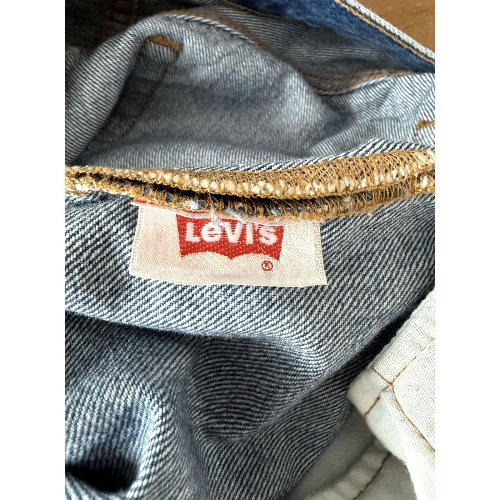 Levi's Levi's 501 Jeans Womens 28x26 Button Fly Distressed Denim Acid Splatter Premium 501 Series 90s Retro City Mom Jean Size 28" / US 6 / IT 42 - 4 Thumbnail