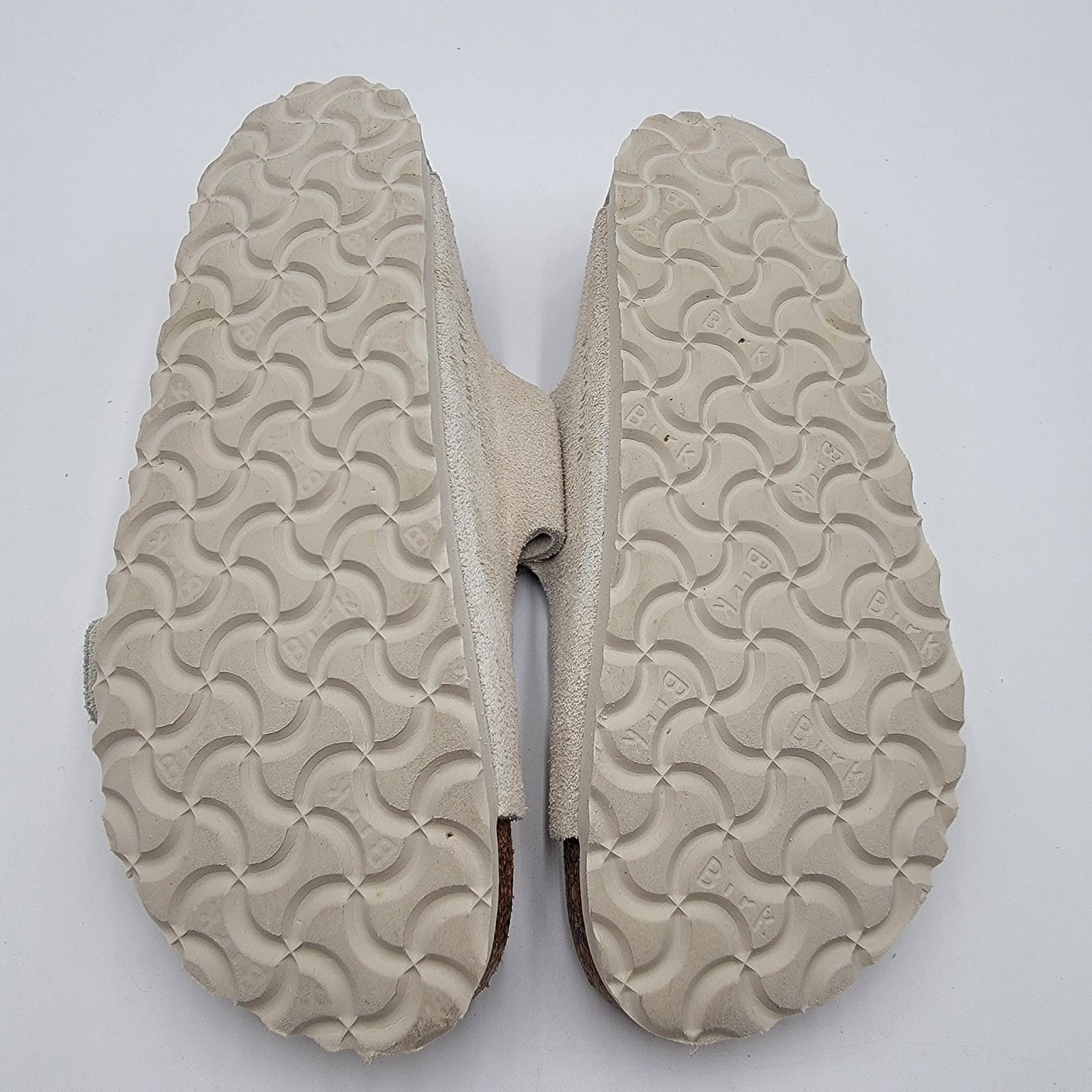 Birkenstock Birkenstock Arizona BS White Wmn Sz 5 1024952 Narrow Fit Size US 5 / IT 35 - 6 Thumbnail