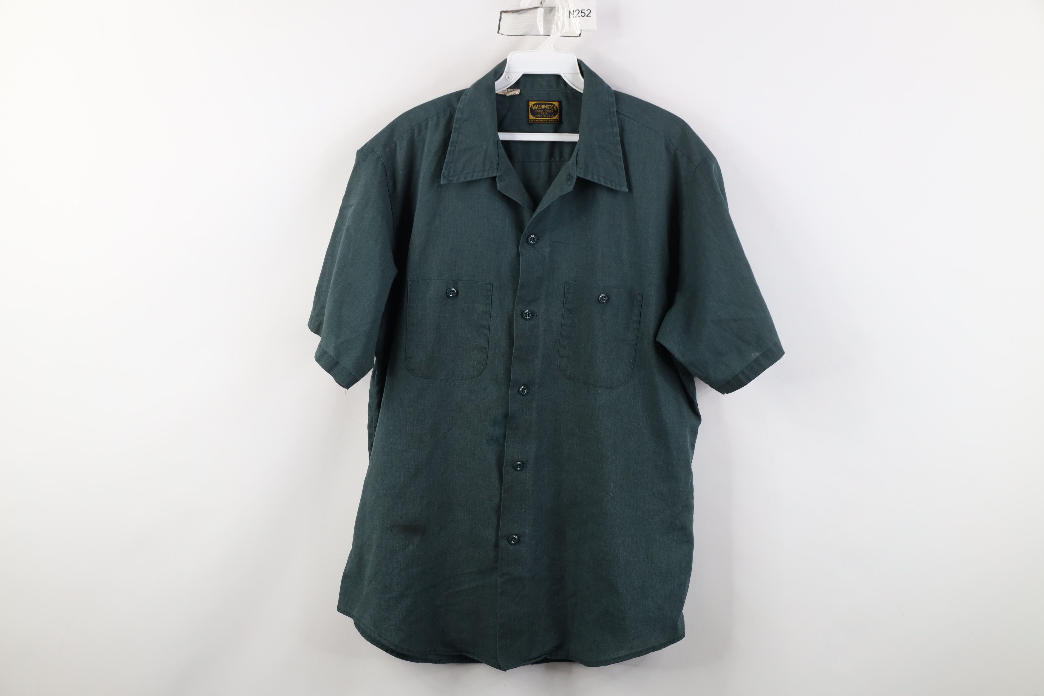 Vintage Vintage 60s Streetwear Mechanic Workwear Button Shirt USA Size US L / EU 52-54 / 3 - 1 Thumbnail