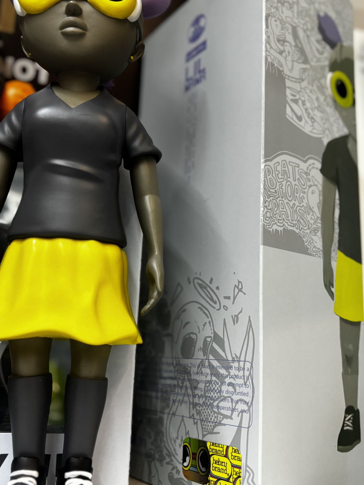 Hebru Brantley Hebru Brantley Lil Mama Mellow Yellow Vinyl Figure W/Box 13” Size ONE SIZE - 6 Thumbnail