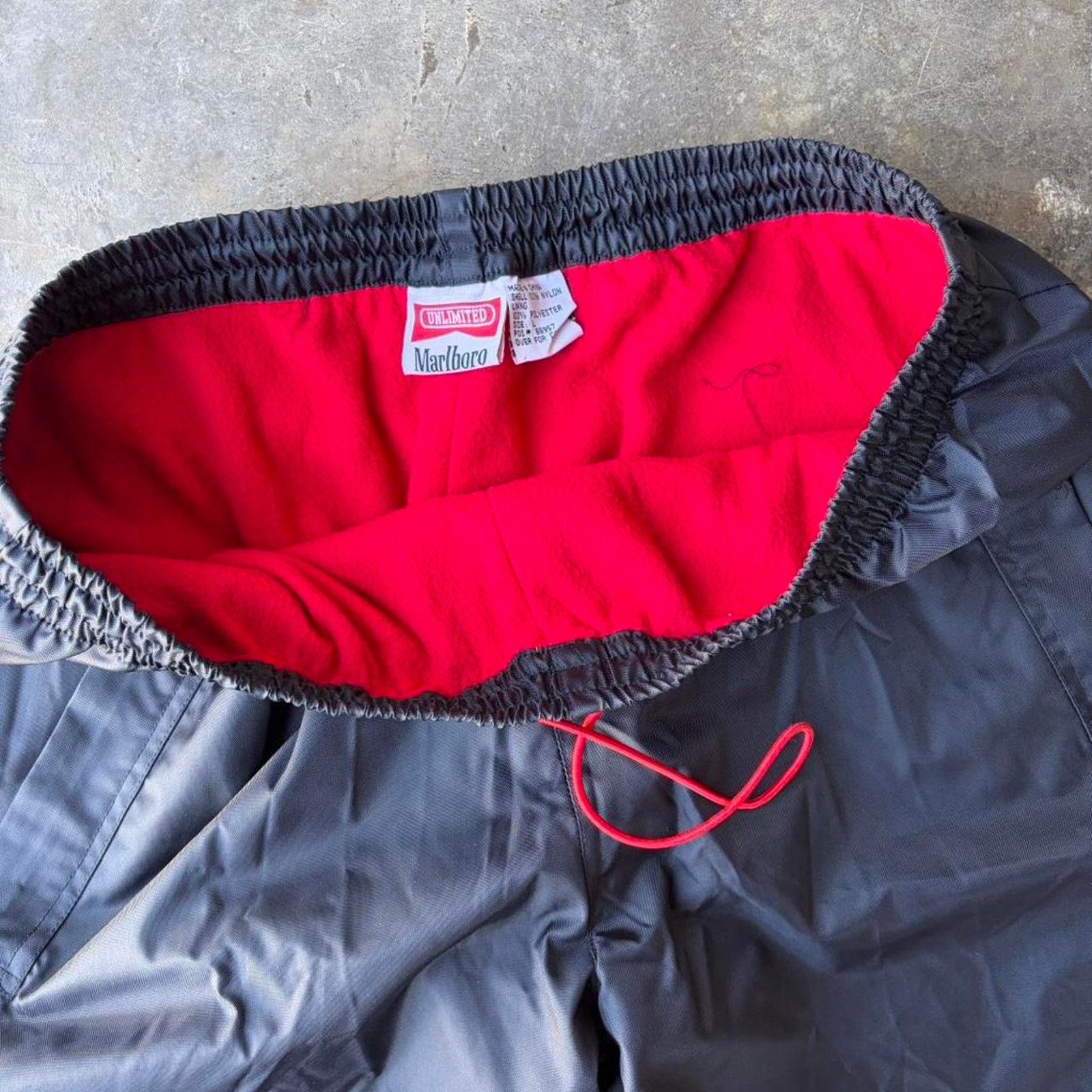 Marlboro 90s marlboro lined track sweats Size US 30 / EU 46 - 3 Thumbnail