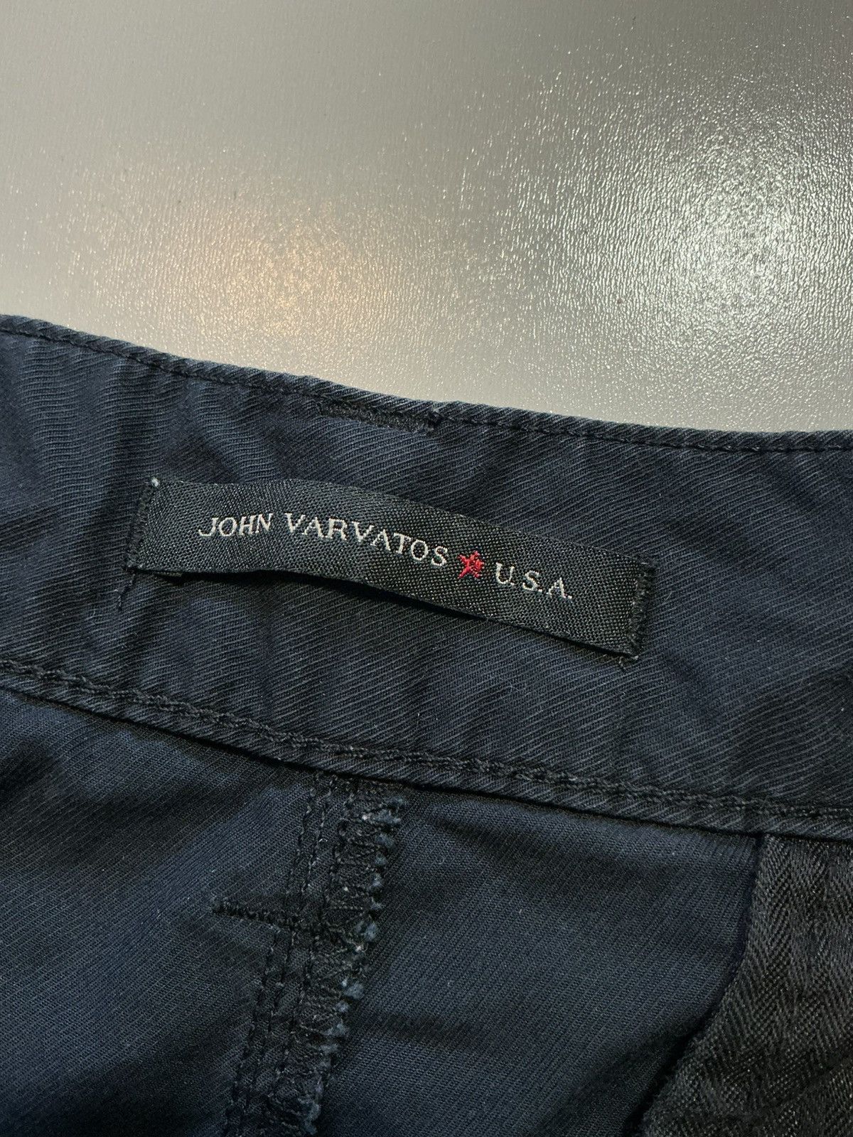 John Varvatos John Varvatos Star USA Midnight Flat Front 8" Inseam Shorts Size US 32 / EU 48 - 5 Thumbnail