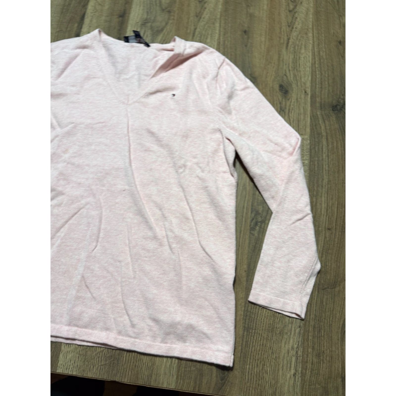 Tommy Hilfiger Tommy Hilfiger Shirt Women's Size XL Pink Long Sleeve V-neck Size XL / US 12-14 / IT 48-50 - 4 Thumbnail