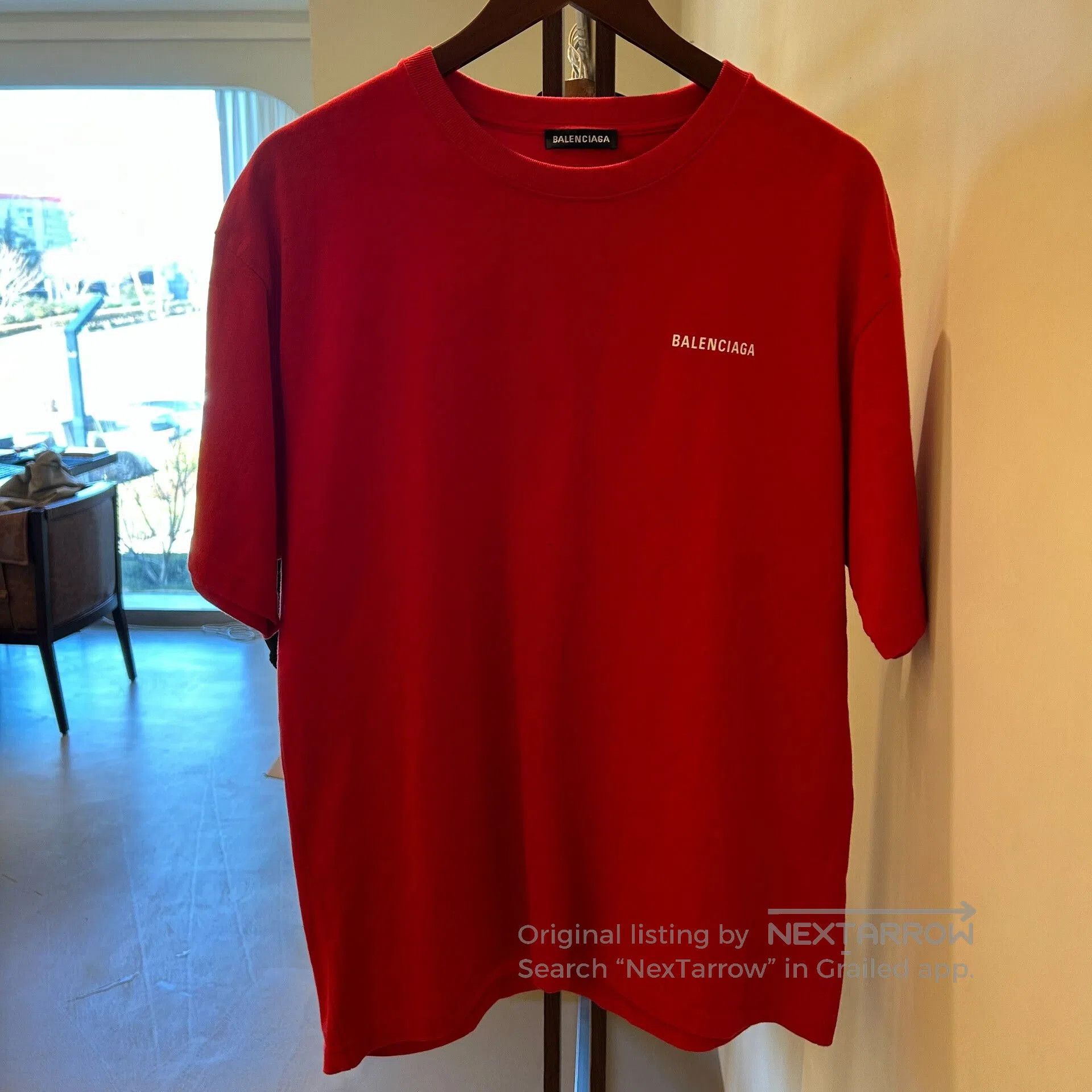 balenciaga red logo short sleeve t.