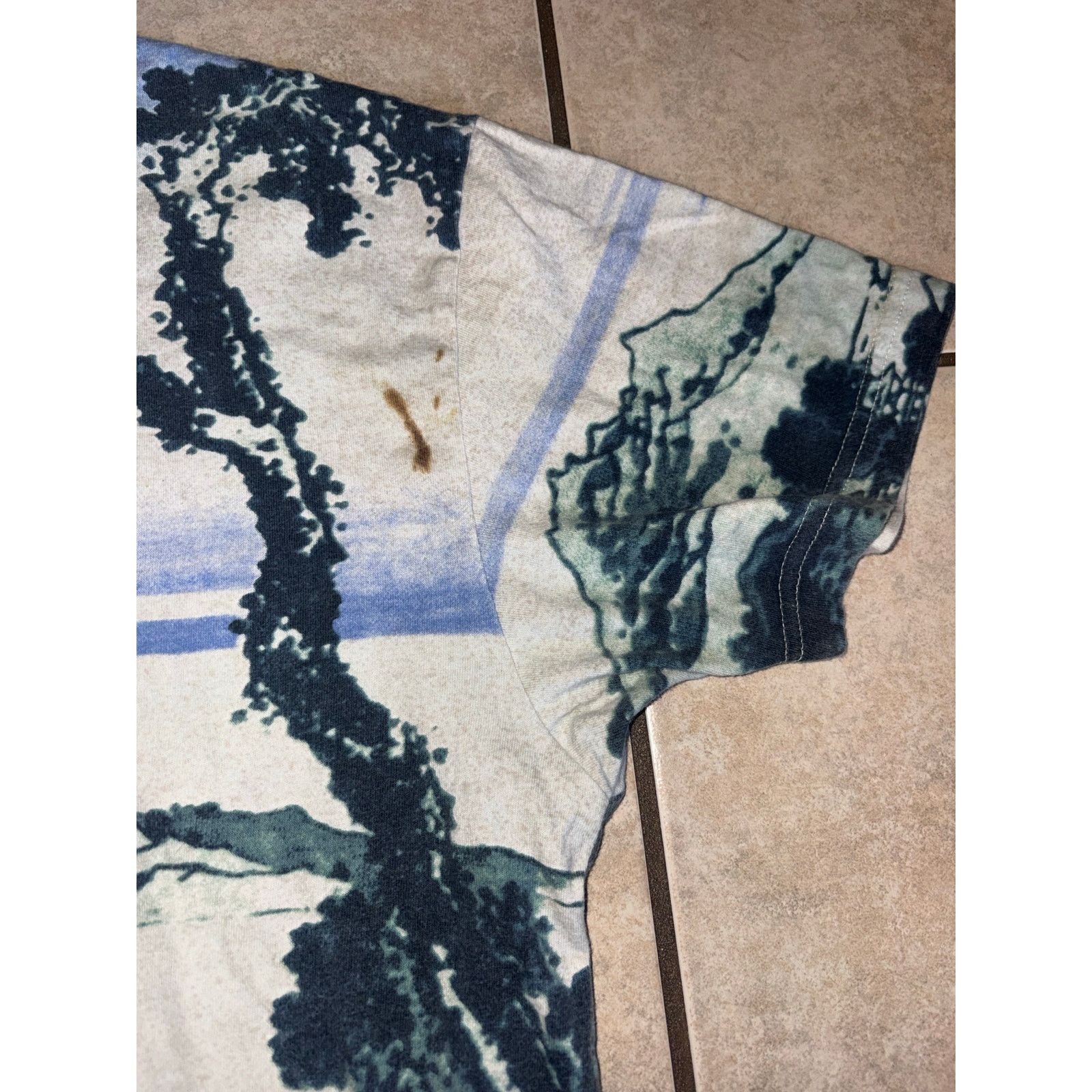 10 Deep 10 deep Mount Fuji AOP design shirt large Size US L / EU 52-54 / 3 - 3 Thumbnail
