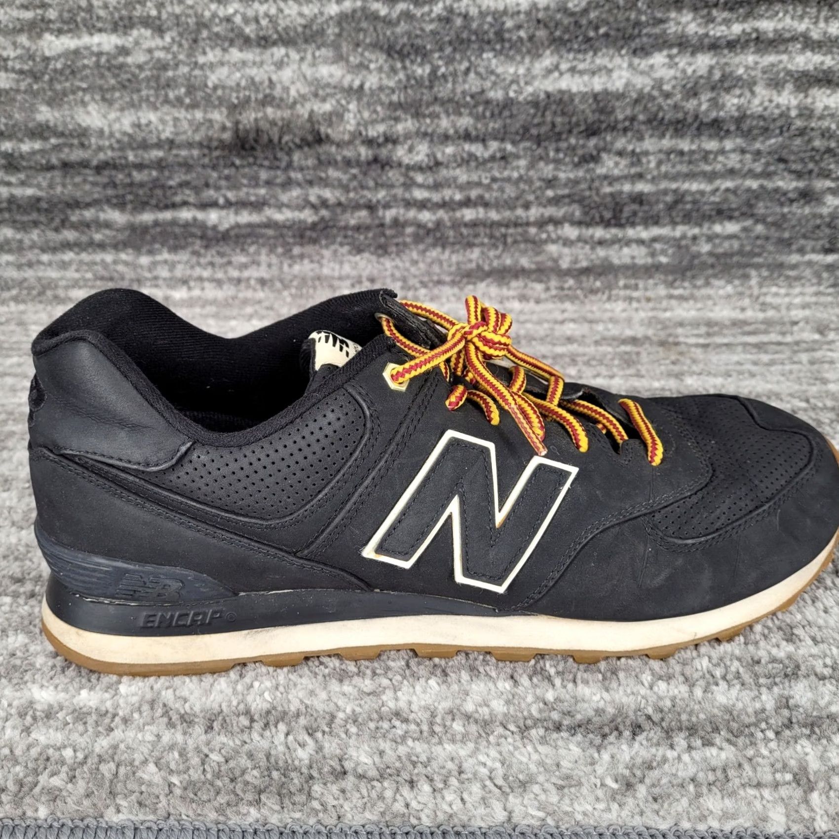New Balance New Balance 574 Sneaker Mens Black Nubuck Leather Gum Sole 12 Size US 12 / EU 45 - 6 Thumbnail