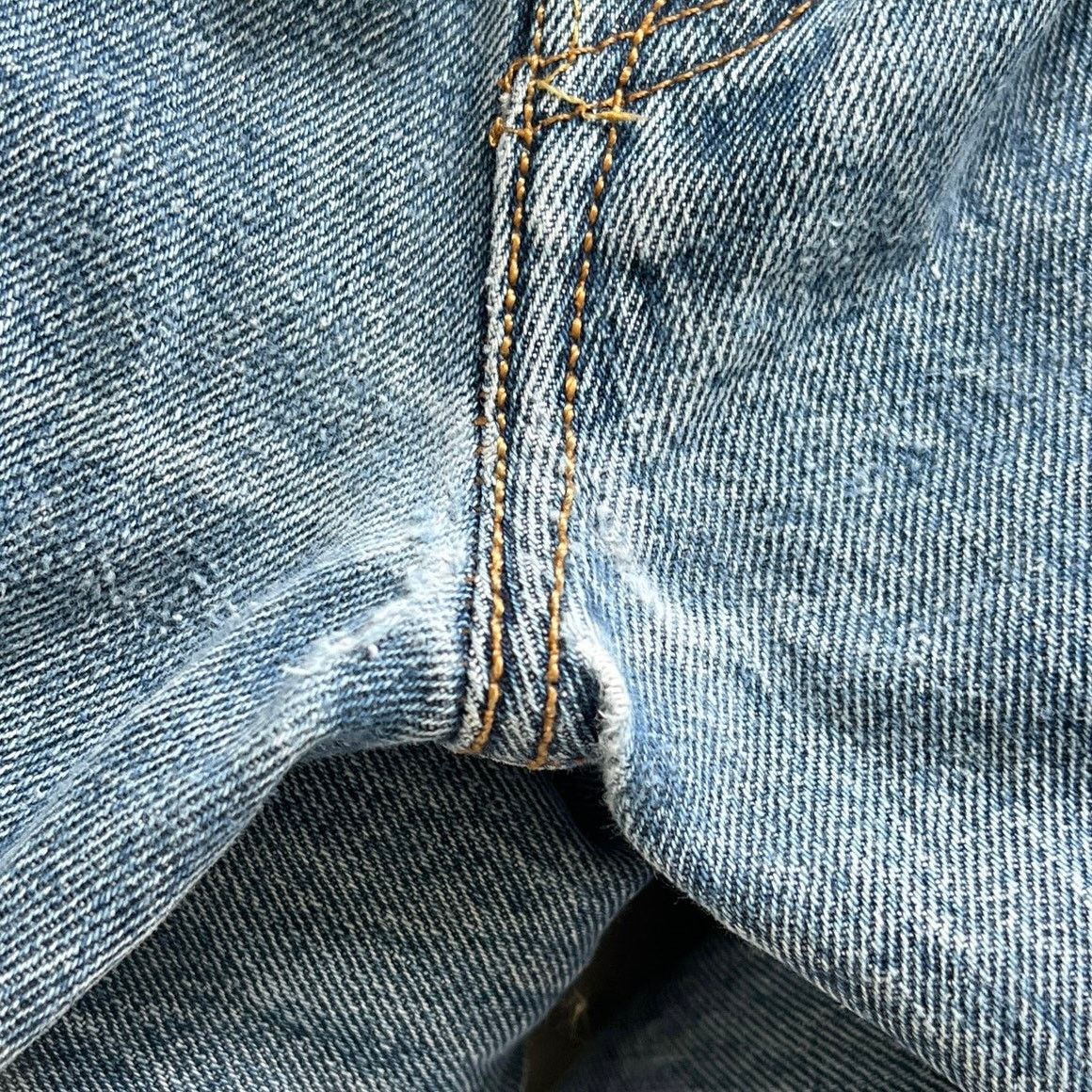 Levi's Levi’s 501 button fly blue denim jeans men 35/30 Mexico 2016 Size US 35 - 5 Thumbnail