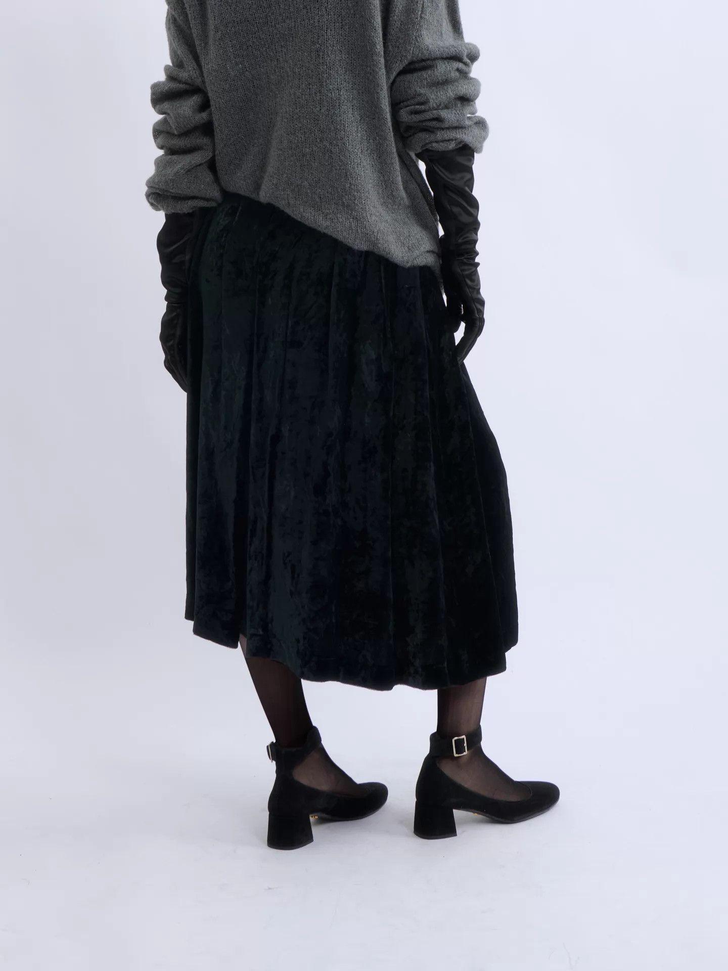 Comme des Garcons COMME des GARÇONS Double CDG Black Velvet Midi Skirt (S) Size 26" / US 2 / IT 38 - 4 Thumbnail
