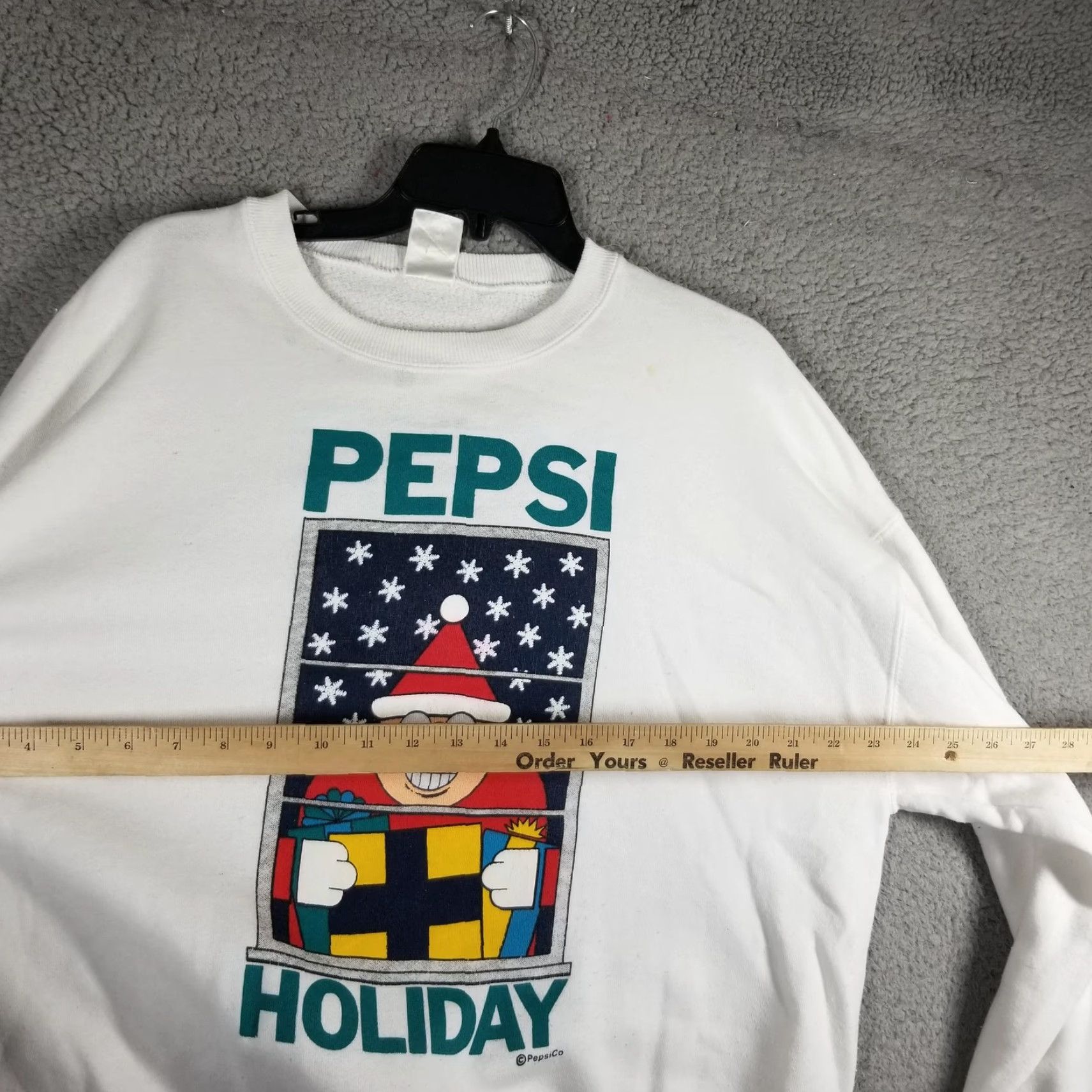 Vintage Vintage Pepsi Sweatshirt Mens Large Crewneck Holiday Promo Christmas USA 90s Size US L / EU 52-54 / 3 - 7 Thumbnail