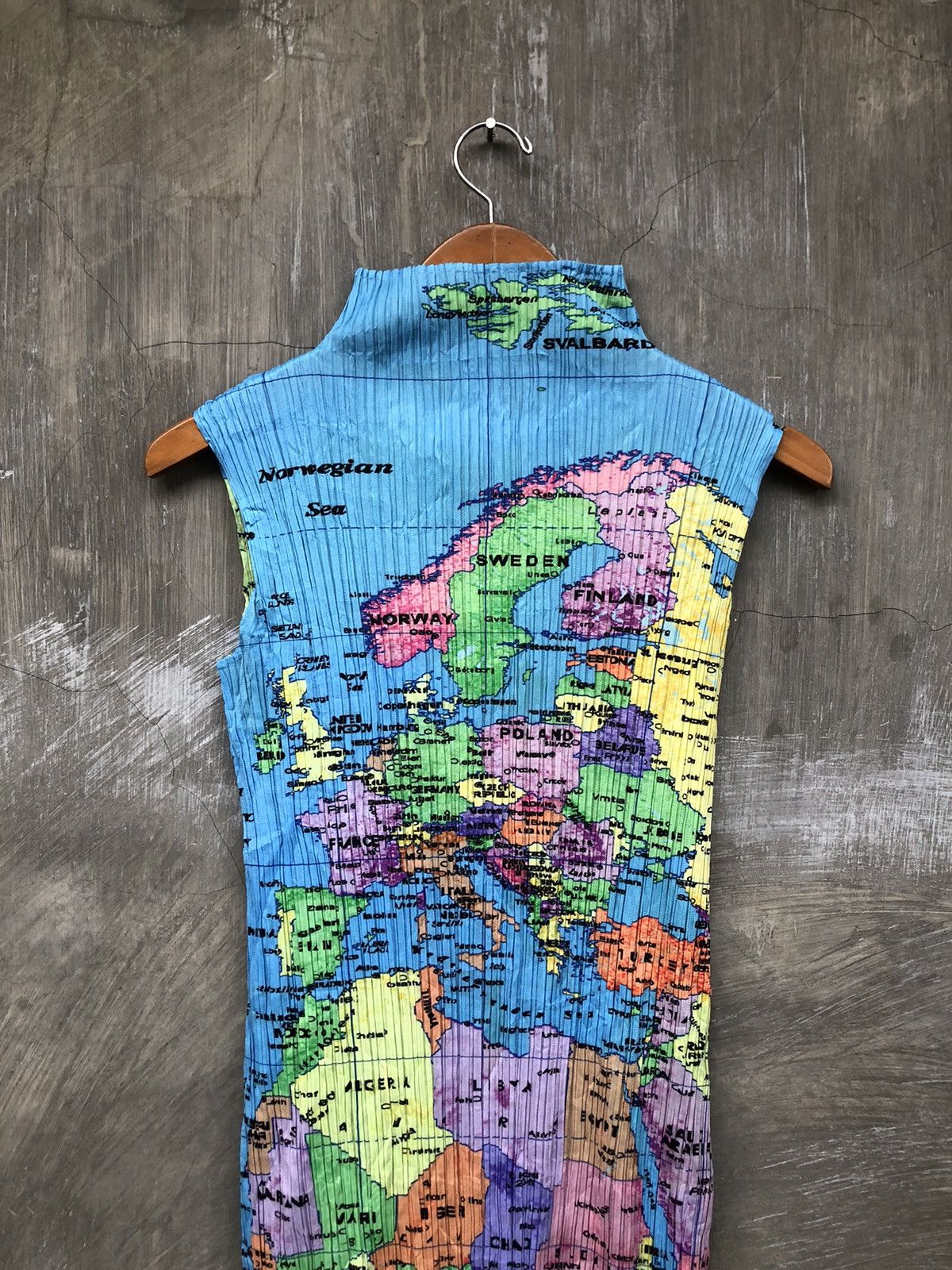 Designer × Issey Miyake OFFERS‼️ 90’s Issey Miyake Pleats Please “World Map” Size S / US 4 / IT 40 - 7 Thumbnail