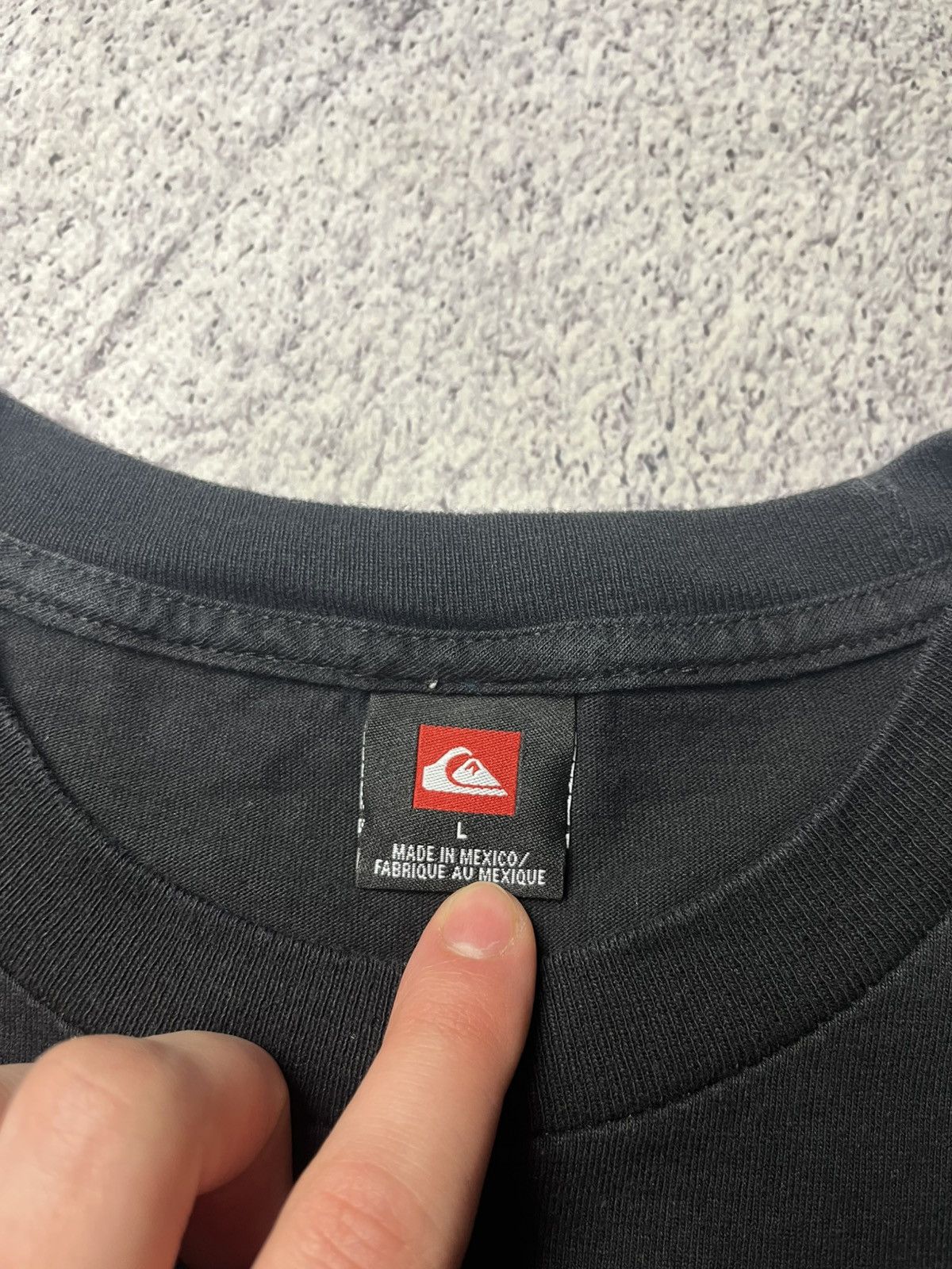 Quiksilver Vintage Quiksilver Big Logo Black T Shirt Y2K Rare Size US L / EU 52-54 / 3 - 16 Thumbnail