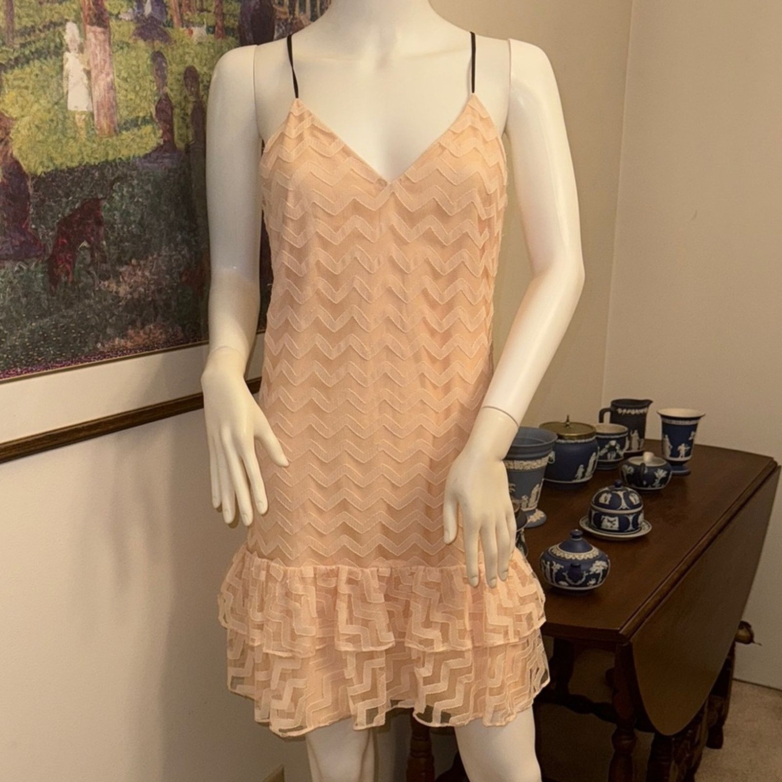 MILLY Milly Peach Lace Chevron Ruffle Mini Dress Size 2 Size XS / US 0-2 / IT 36-38 - 2 Thumbnail