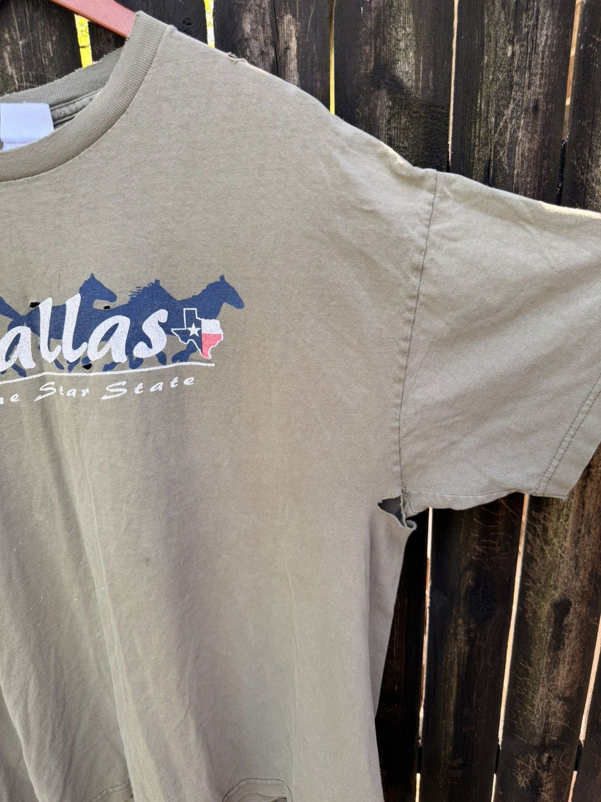 Rap Tees VTG AAA Dallas Lone Star State Tee Thrashed Size US XXL / EU 58 / 5 - 3 Thumbnail
