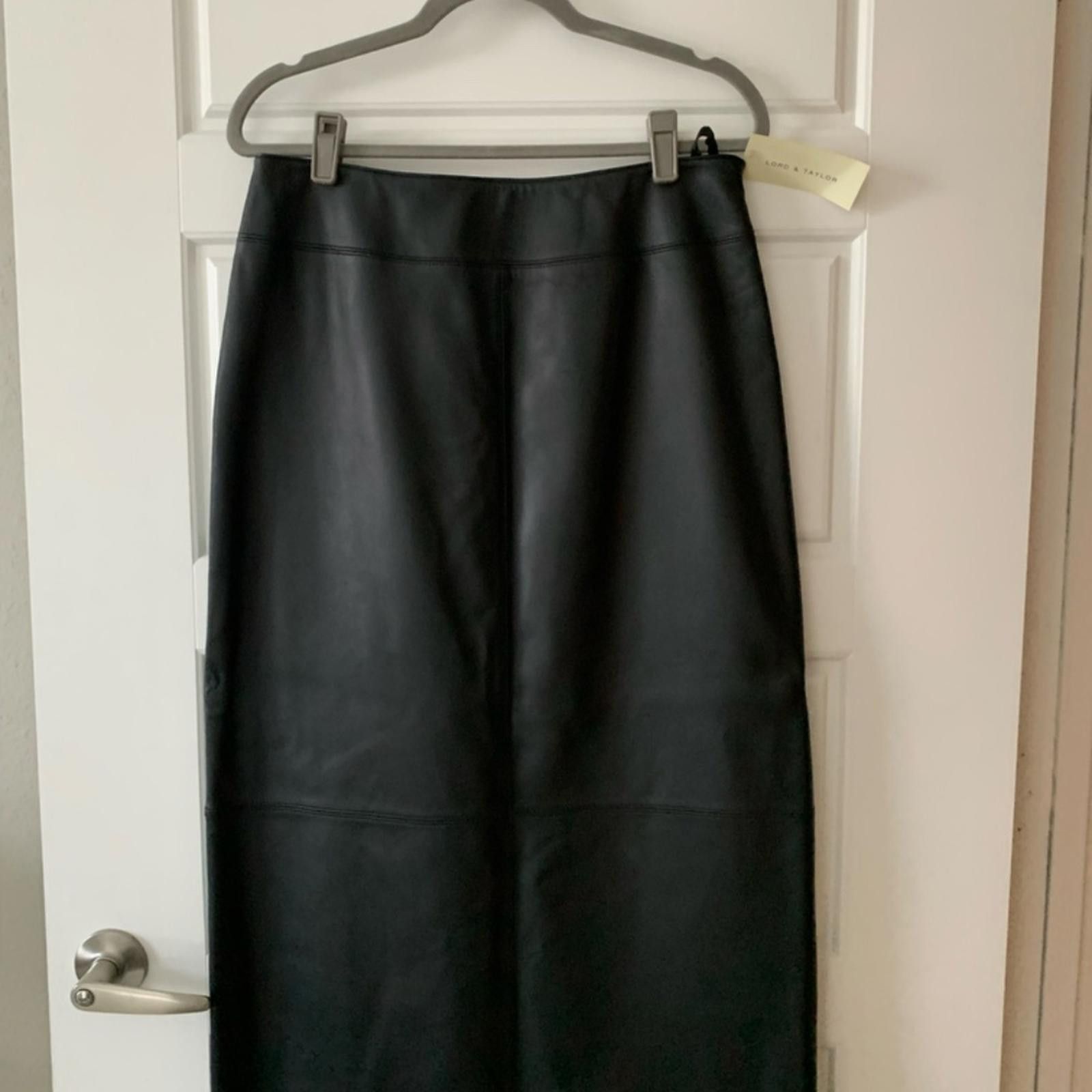 Lord & Taylor Lord and Taylor Leather Maxi Skirt Size 32" / US 10 / IT 46 - 2 Thumbnail