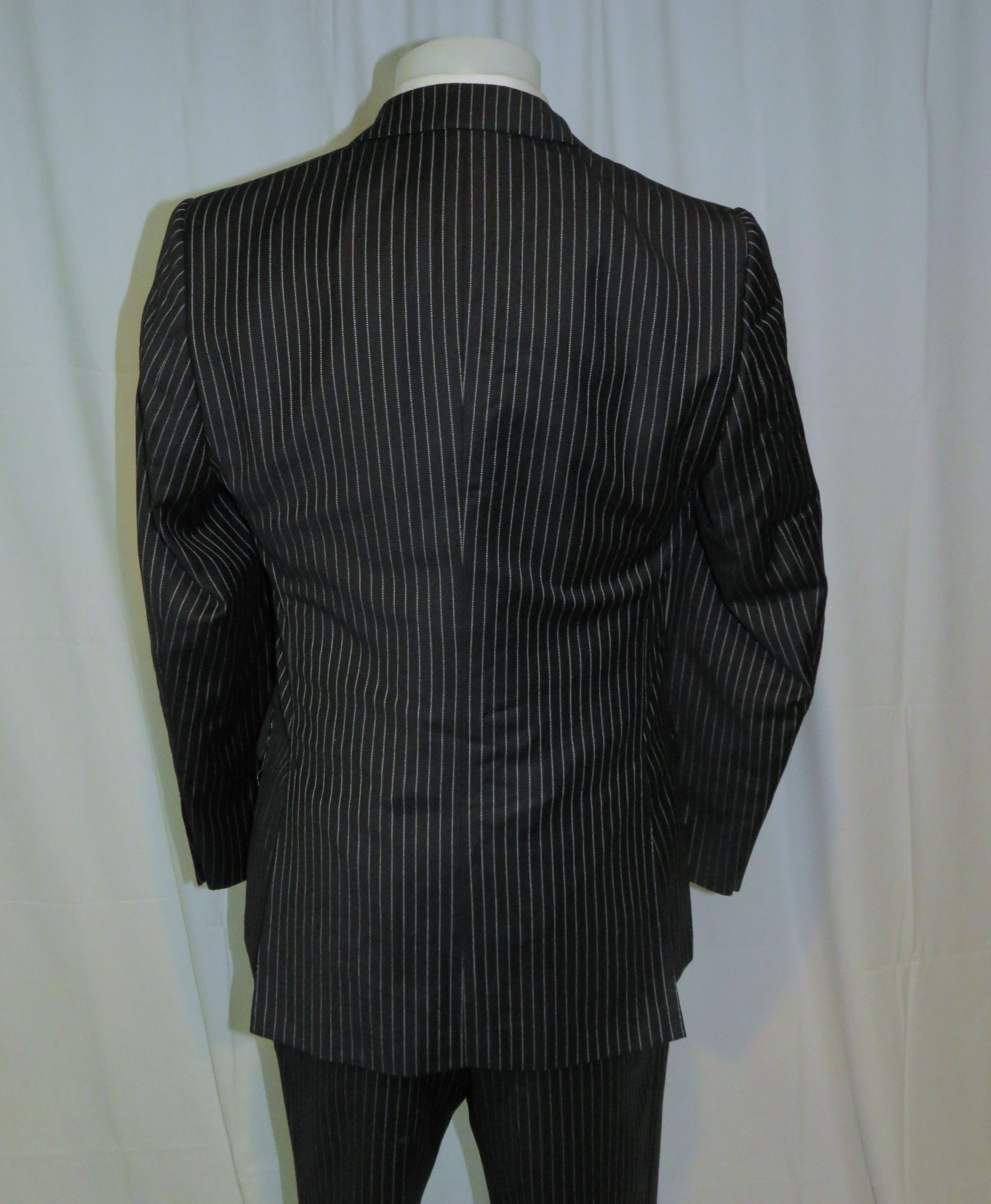 Tom Ford Base B Cashmere Blend Black Striped Three Roll Two Suit 42R Size 42R - 11 Thumbnail