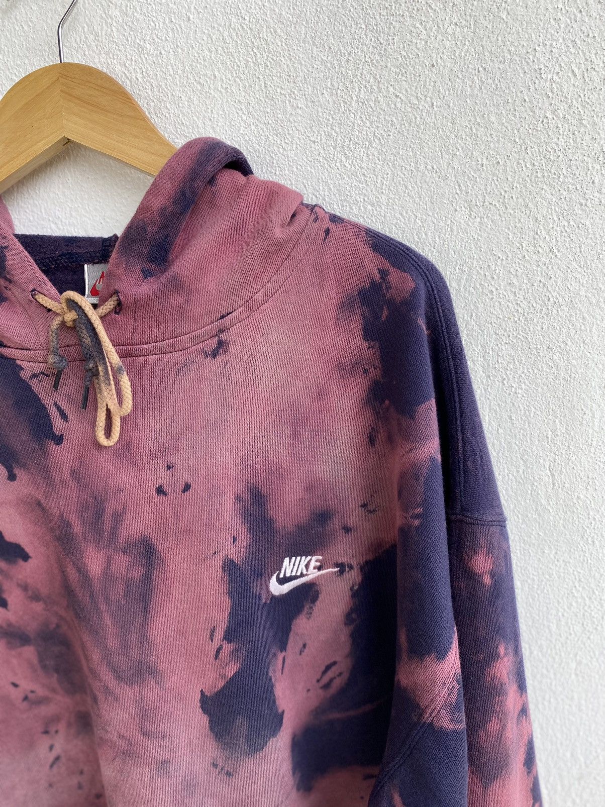 Nike × Vintage Vintage Nike big logo tie dye hoodie / sweatshirt Size US XL / EU 56 / 4 - 9 Thumbnail