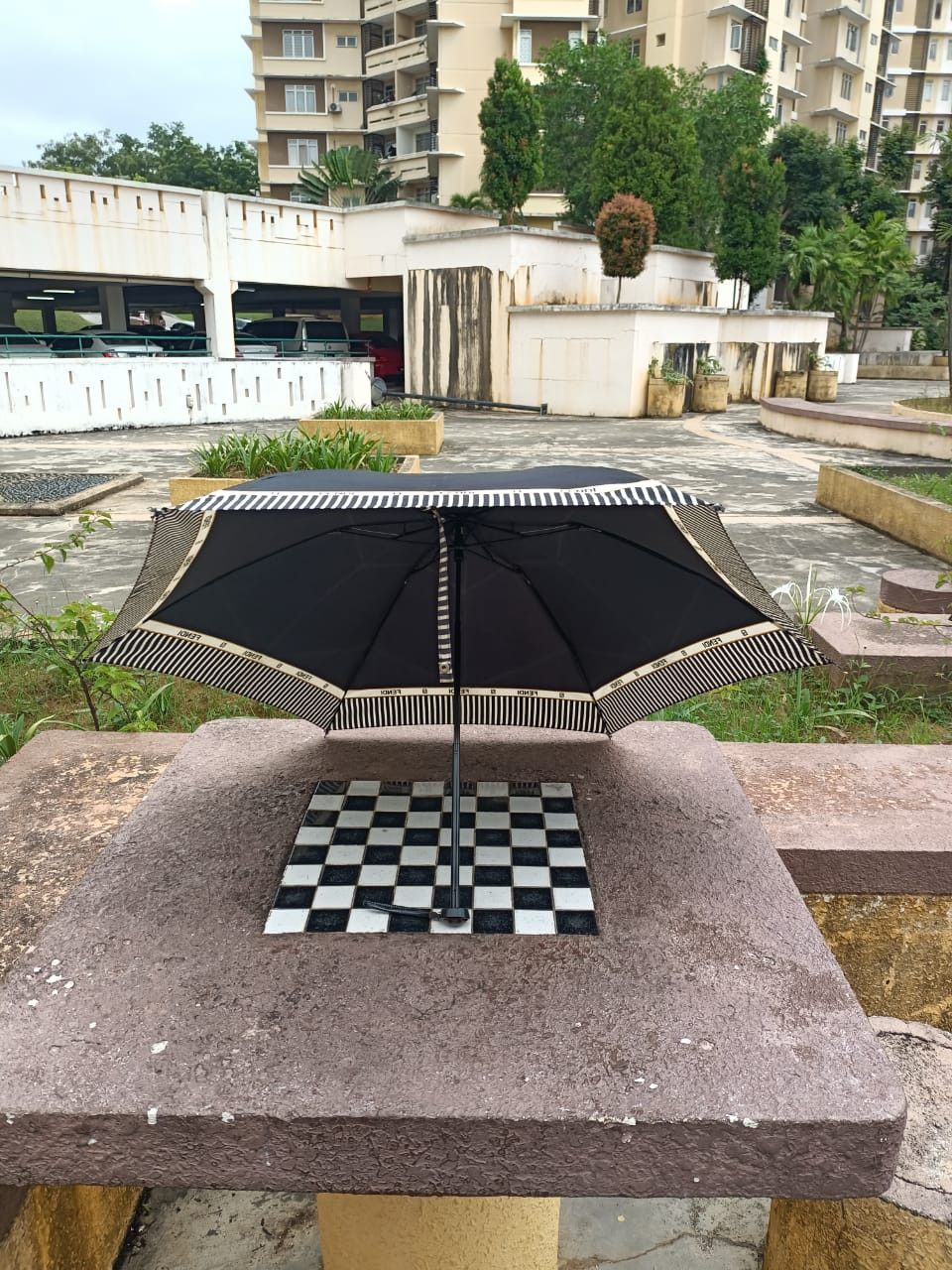 Fendi Fendi Italy Umbrella Size ONE SIZE - 3 Thumbnail