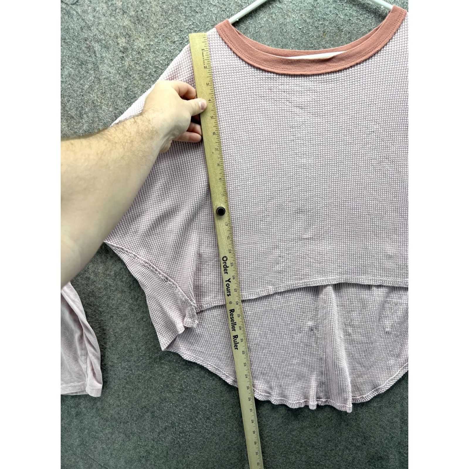 Free People We The Free People Shirt Women Medium Pink Crew Neck Long Sleeve Waffle High Low Size M / US 6-8 / IT 42-44 - 4 Thumbnail