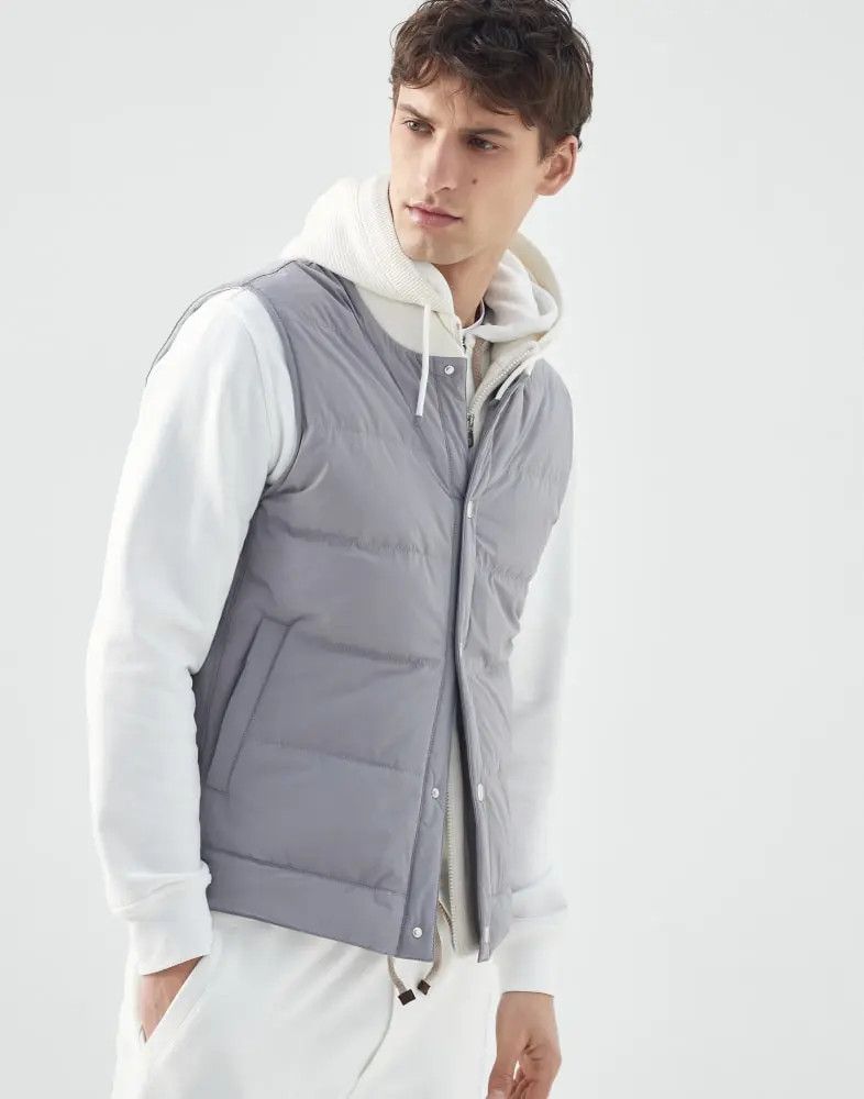 o1la1rc1a0325 Padded Vest in Grey