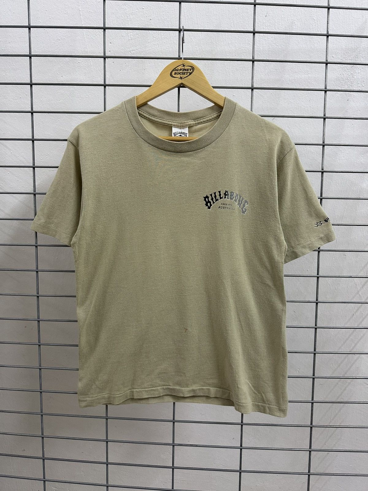 Billabong Rare And Beautiful Vintage 90’s Billabong Spell Out Surf Tee Size US S / EU 44-46 / 1 - 1 Thumbnail
