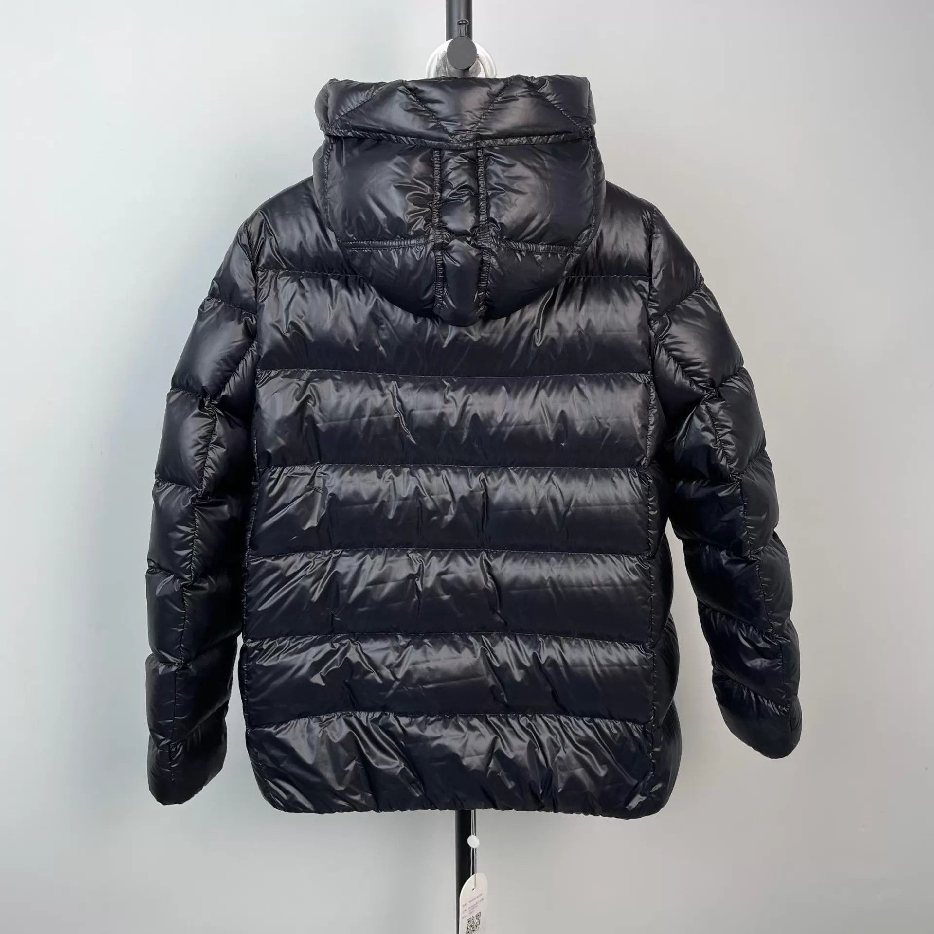 Moncler Moncler Black Hooded Down Jacket Size 2 Size XS / US 0-2 / IT 36-38 - 2 Thumbnail
