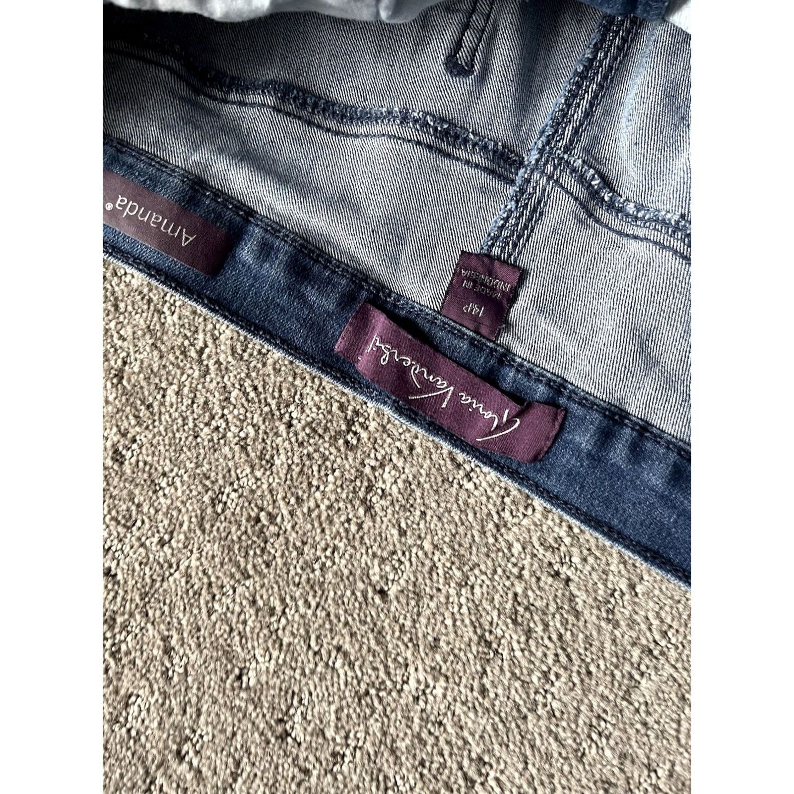Gloria Vanderbilt Gloria Vanderbilt Amanda Jeans Womens Size 14P Blue Straight Leg Distres Size 36" / US 14 / IT 50 - 5 Thumbnail