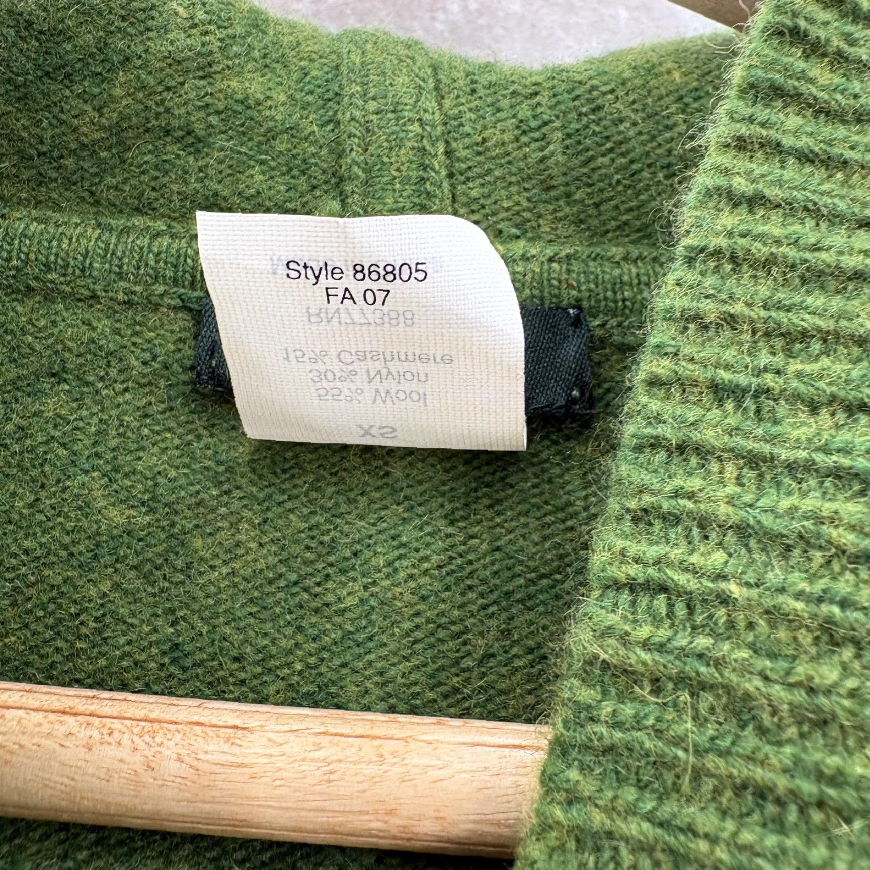 J.Crew J.CREW Sweater Womens XS Green Wool Cashmere Hooded V Neck Knit Pullover Cozy Shirt Women XS Green Wool Cashmere Hooded V-Neck Knit Pullover Cozy Size XS / US 0-2 / IT 36-38 - 5 Thumbnail