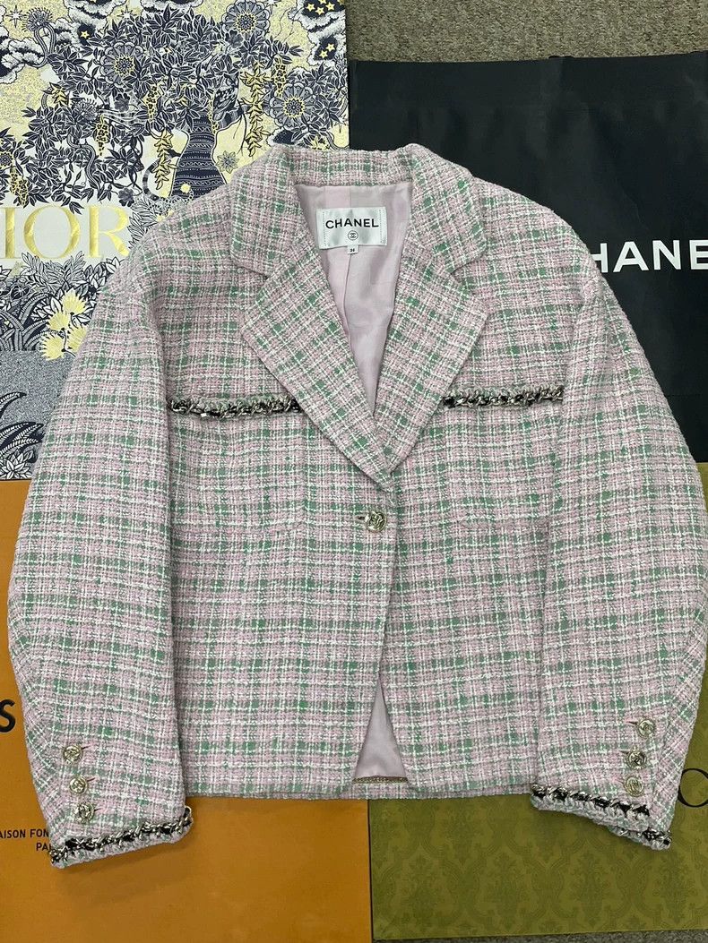 Chanel Chanel Pink Green Woven Collar Jacket Size US M / EU 48-50 / 2 - 1 Thumbnail
