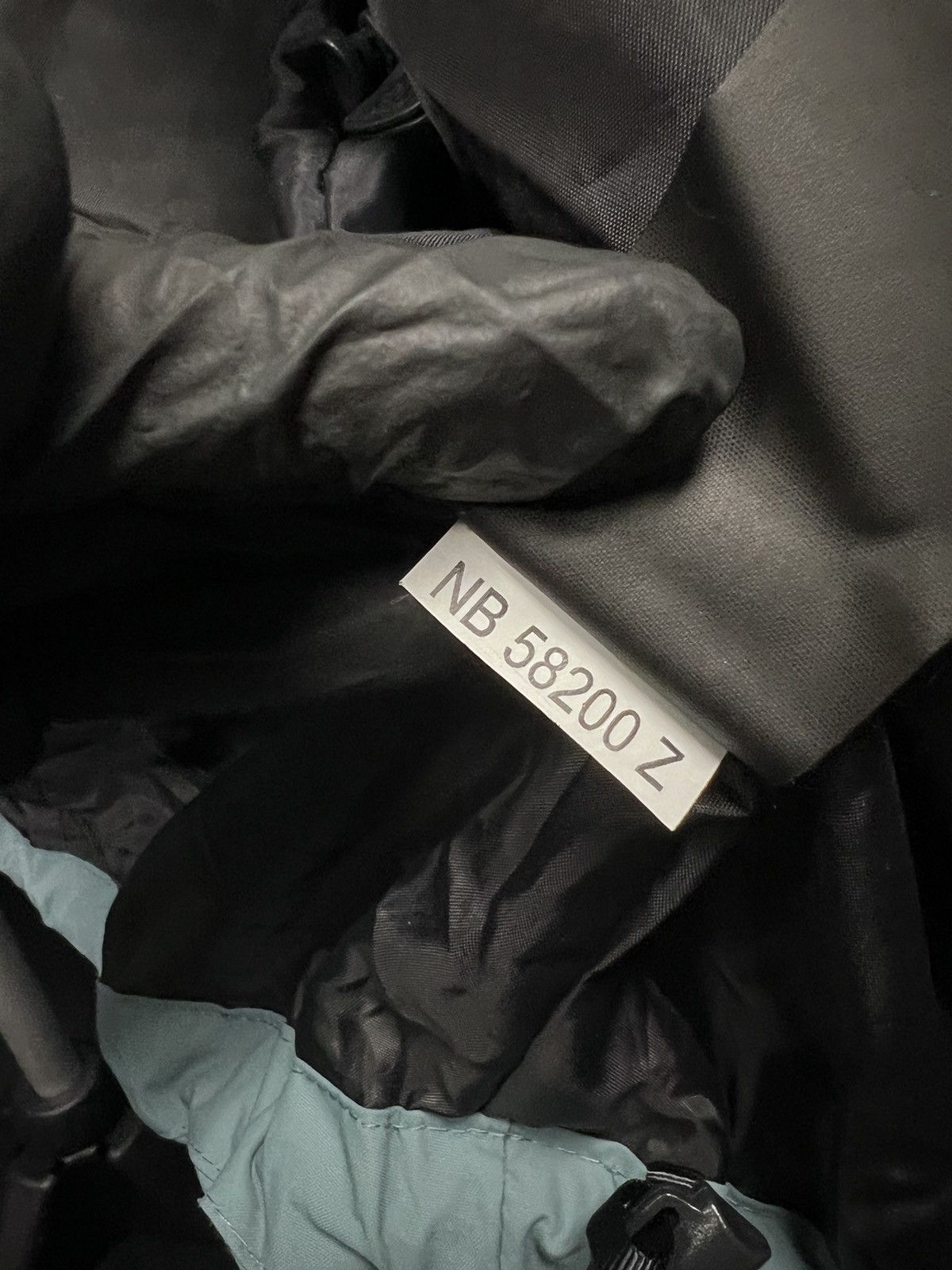 Helly Hansen × Vintage 🔴 Vintage Helly Hansen nylon jacket helly tech Size US L / EU 52-54 / 3 - 13 Thumbnail