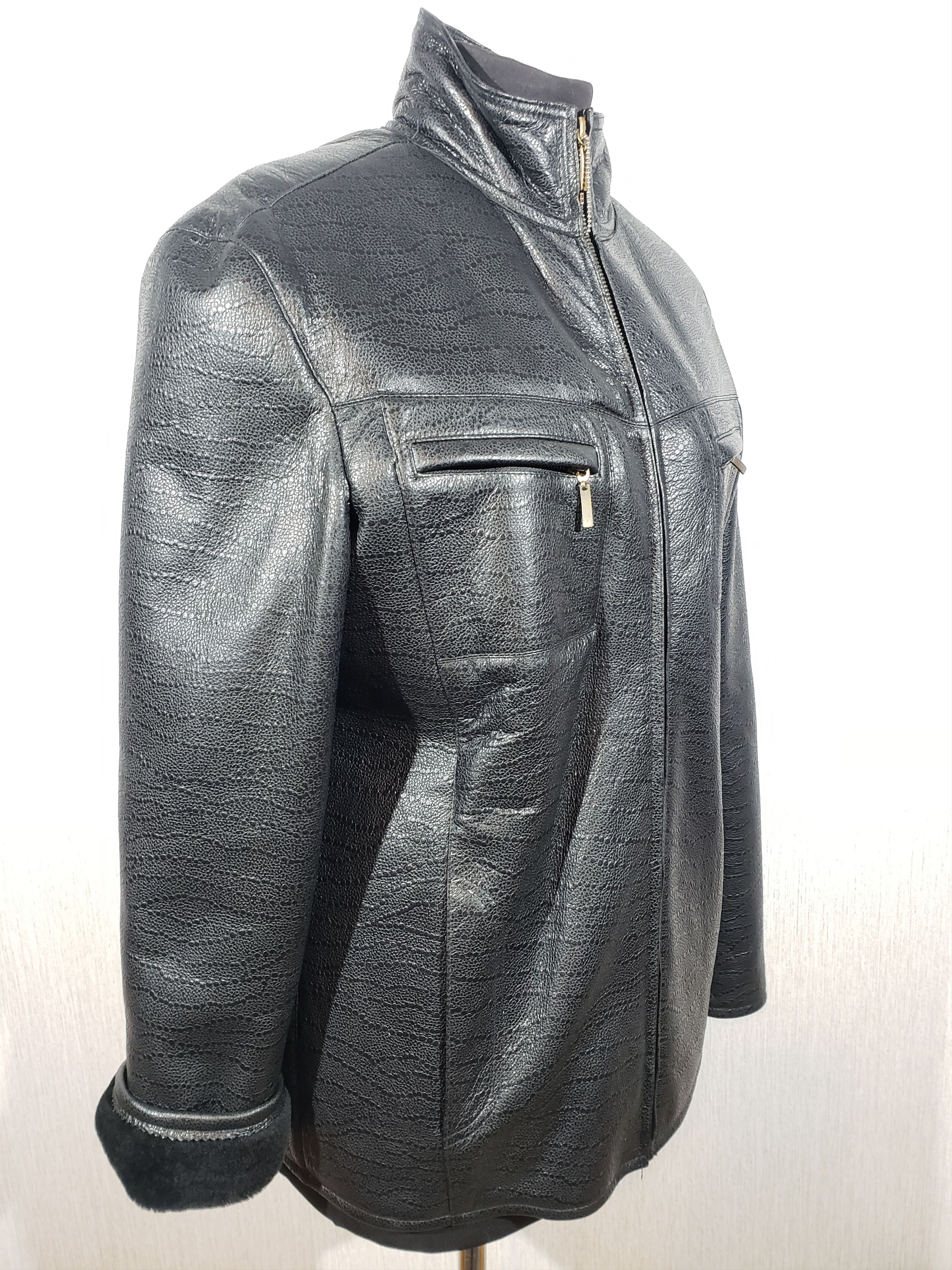 Other Wonderful men's black sheepskin coat with a metal zipper. Size US L / EU 52-54 / 3 - 3 Thumbnail