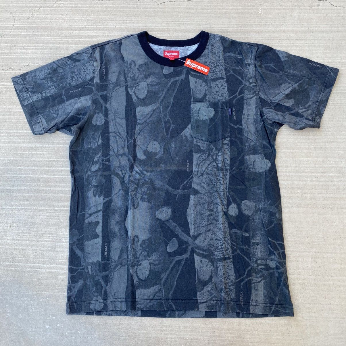 Supreme Supreme Aspen Wood Pocket T-Shirt Black 2014 Brand New Size US L / EU 52-54 / 3 - 7 Thumbnail