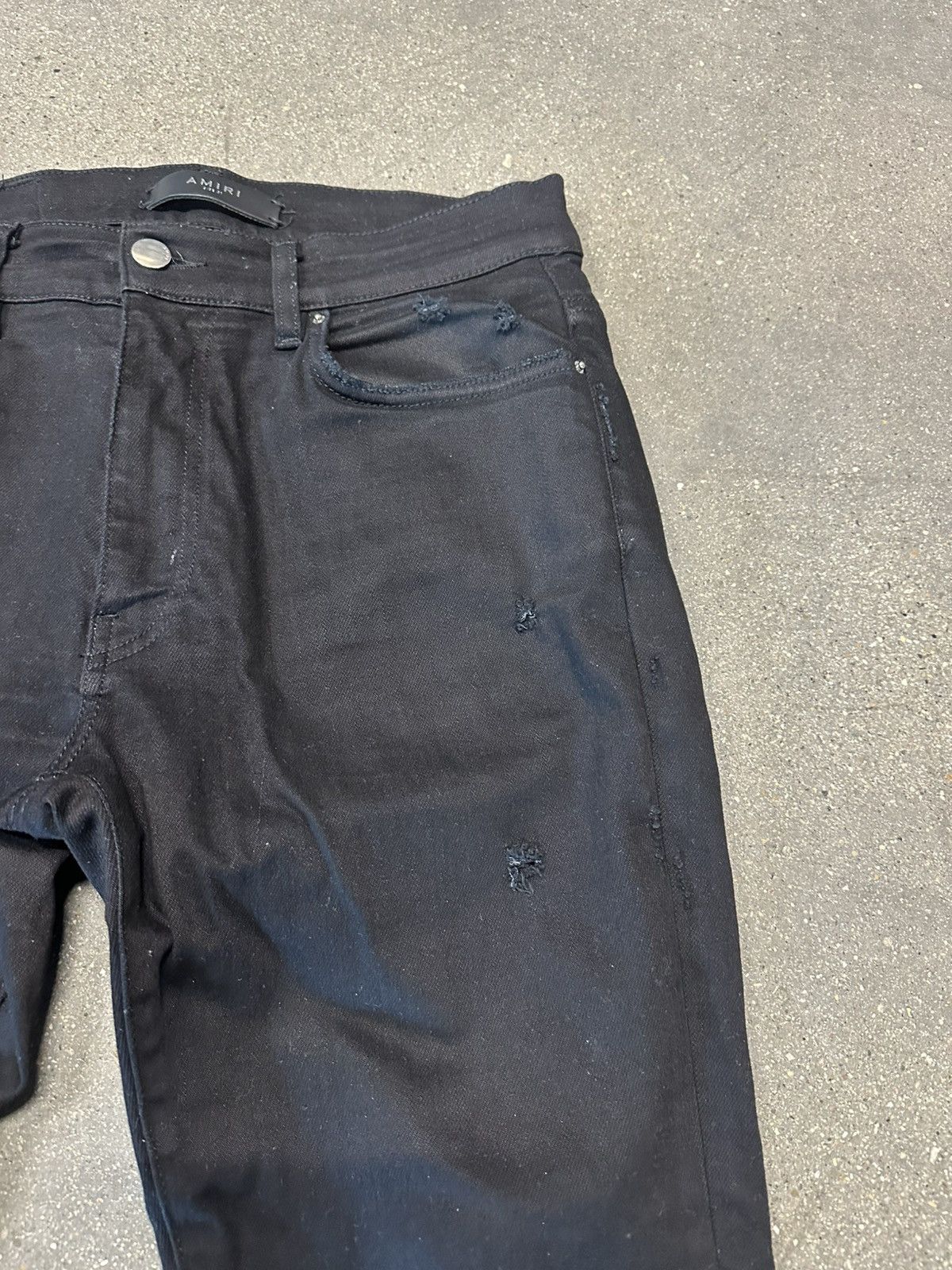 Amiri Amiri lightly distressed denim jeans black Size US 31 - 3 Thumbnail