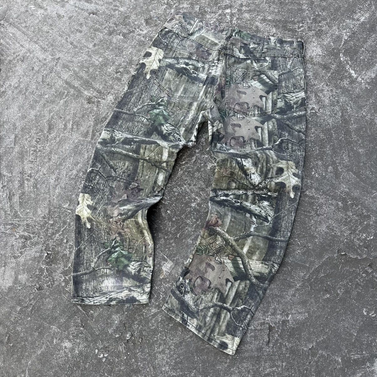 Realtree Crazy Vintage Carhartt Style Realtree Camo Double Knee Size US 37 - 7 Thumbnail