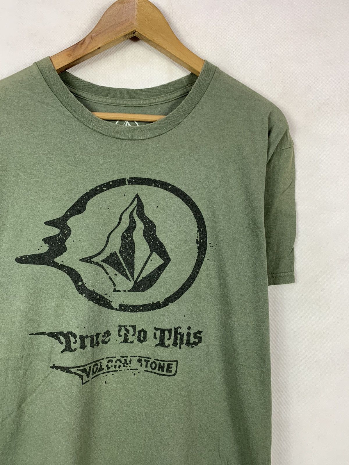 Volcom Steals! Volcom Stone True To This Skate Streetwear Tee Size US M / EU 48-50 / 2 - 2 Thumbnail