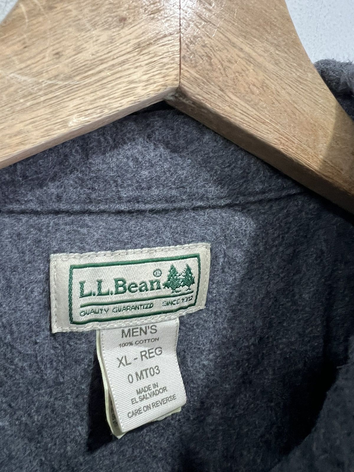 L.L. Bean Vintage LL Bean Button Up Shirt Size US XL / EU 56 / 4 - 3 Thumbnail