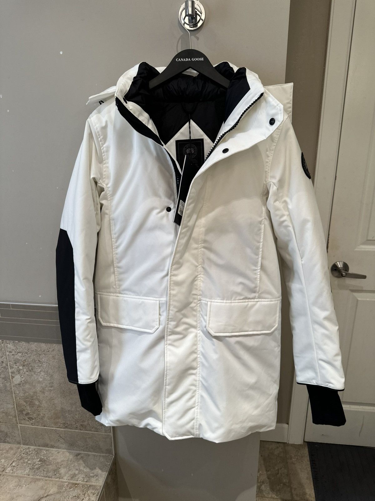Canada Goose Canada Goose Brockion Parka Black Label Jacket Size US S / EU 44-46 / 1 - 1 Thumbnail