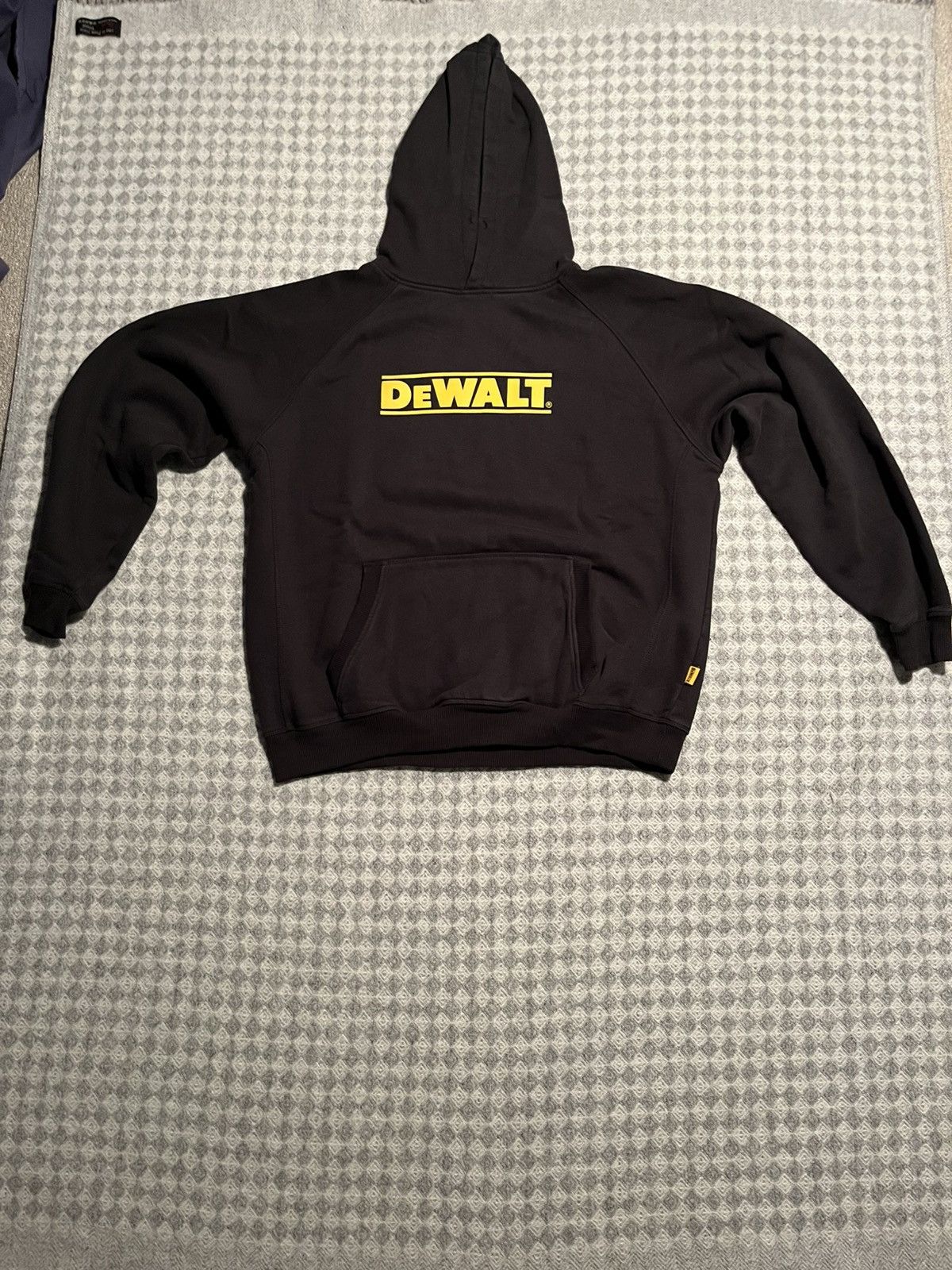 Other DeWalt Mens Hoodie Size US XL / EU 56 / 4 - 1 Thumbnail