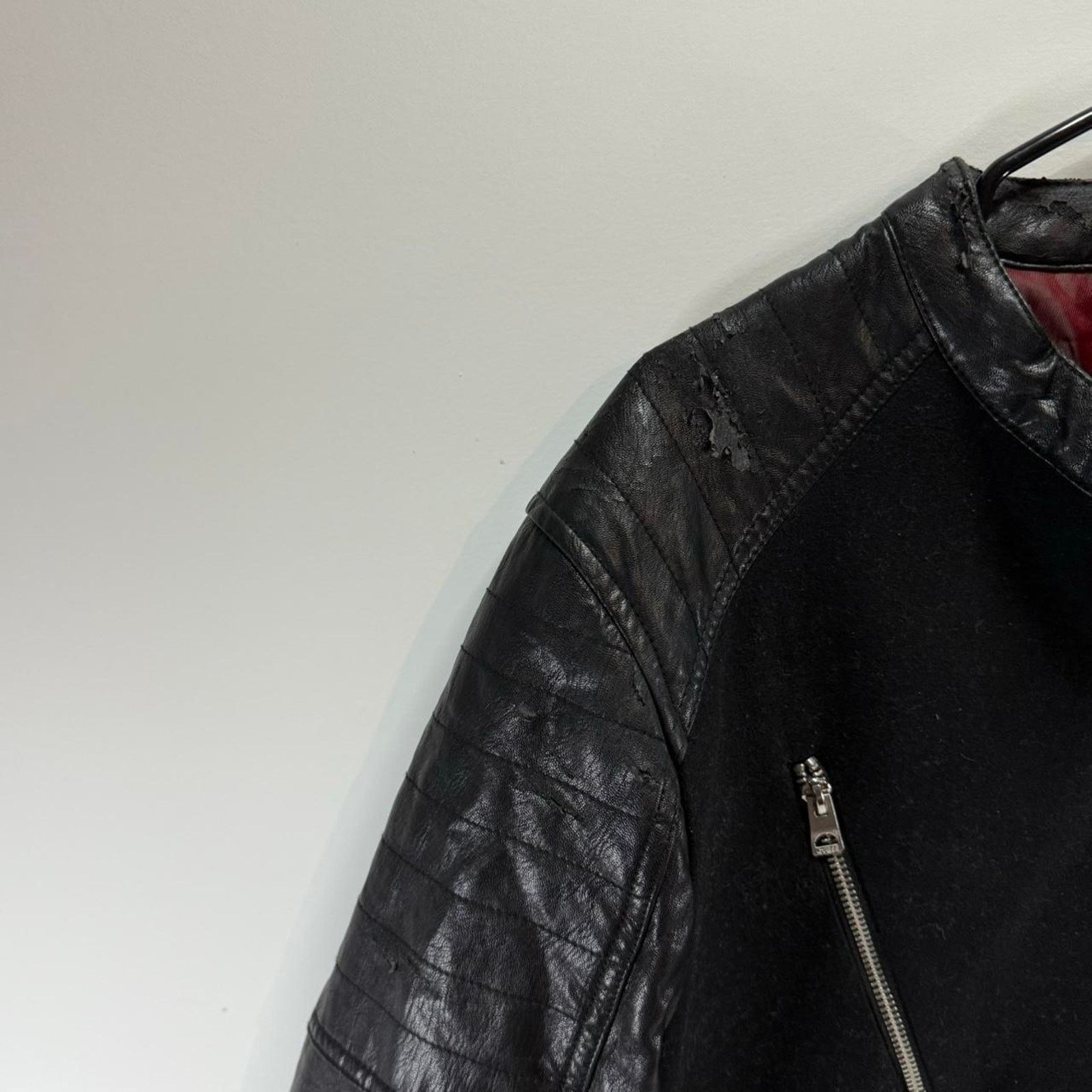 Guess Guess Vintage Men’s Biker Jacket size XL. Size US XL / EU 56 / 4 - 5 Thumbnail